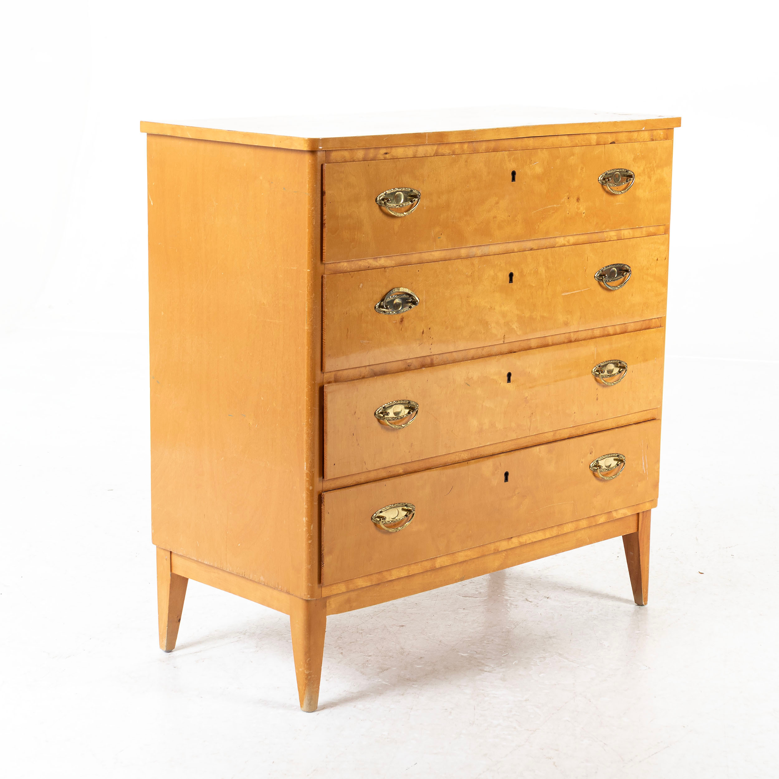 BYRÅ, 4 - lådig, björk, 1900 - talets första hälft.