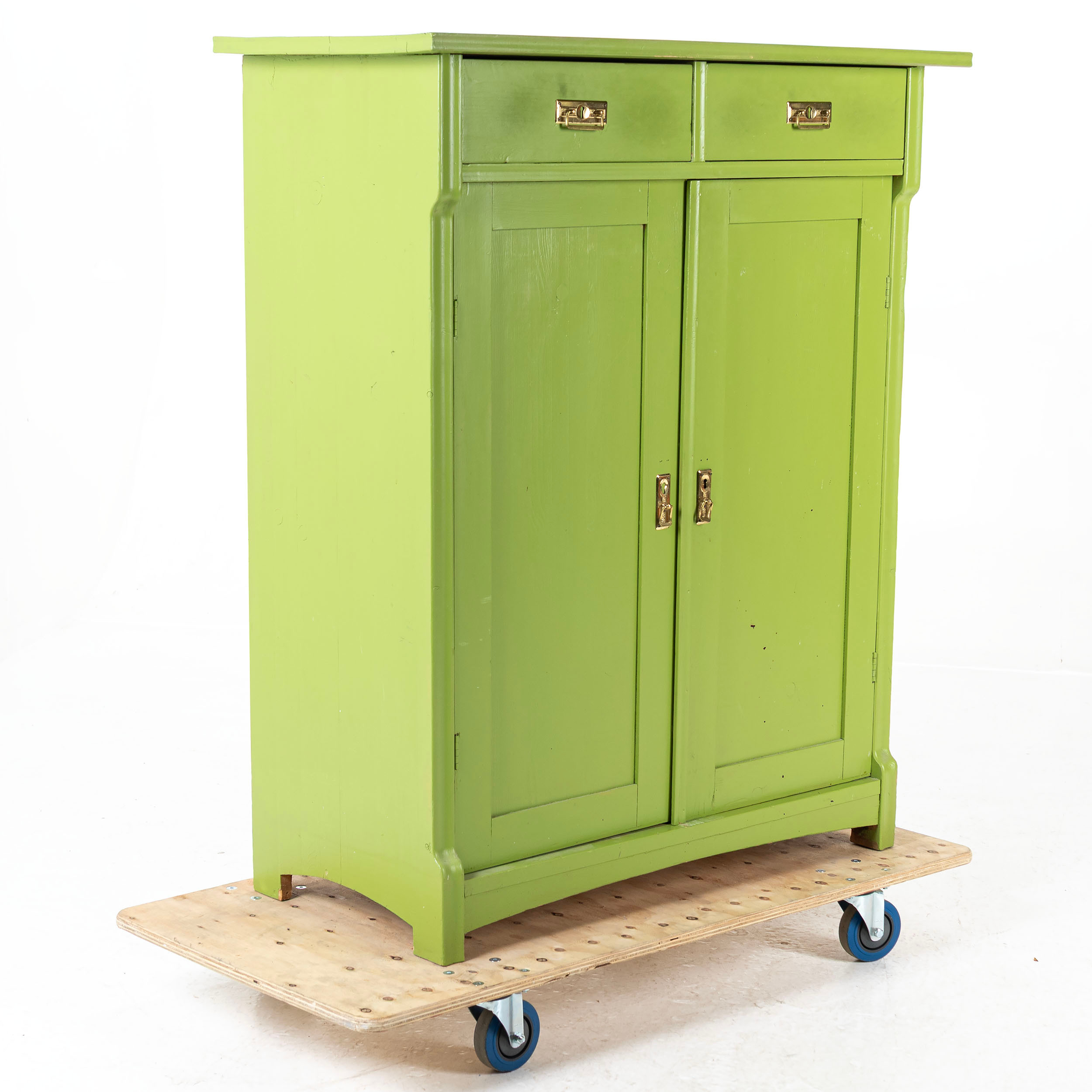 SKÄNK, jugend, bemålad, 1900 - talets första hälft.