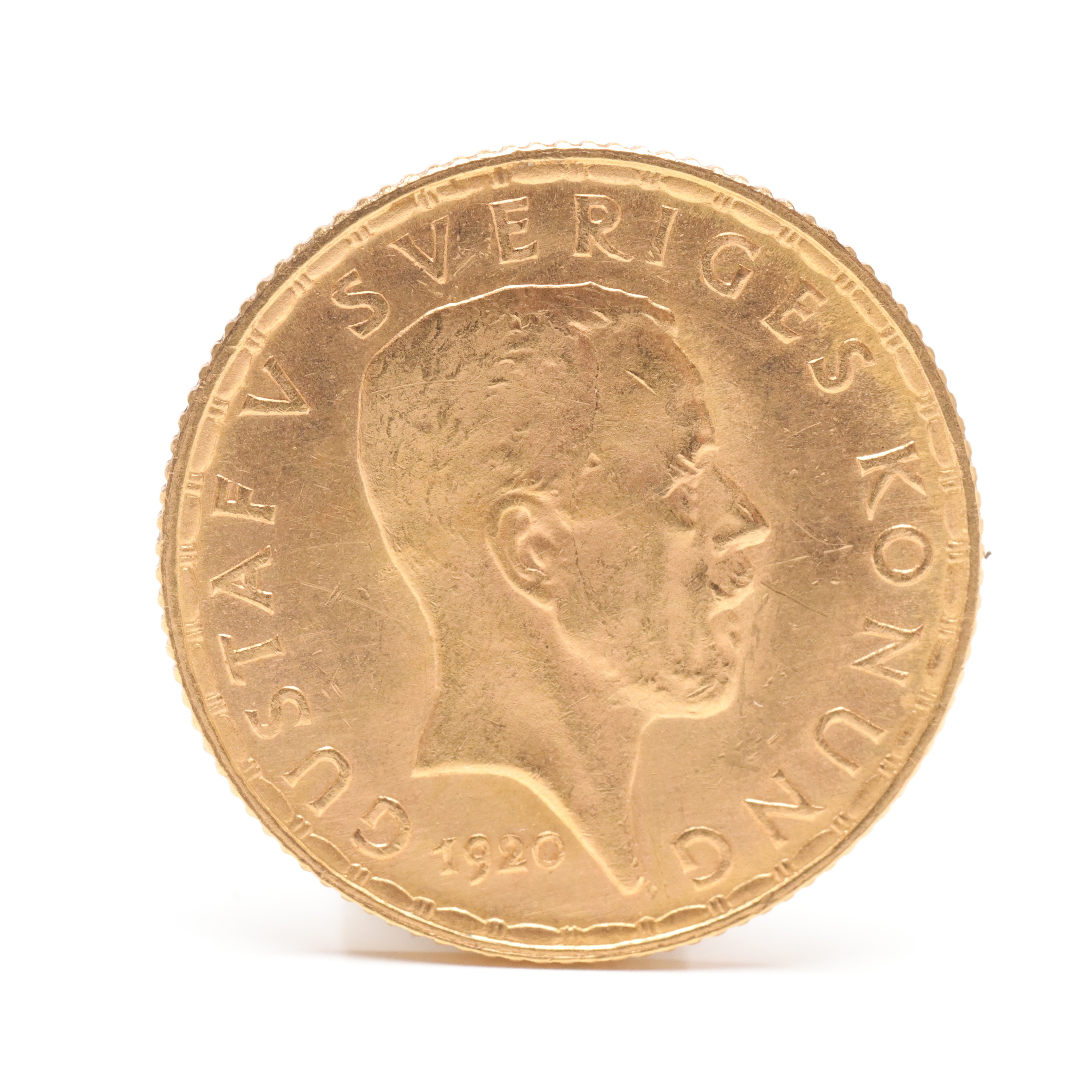 GUSTAV V (1858-1950). Guldmynt, 5 kronor 1920.