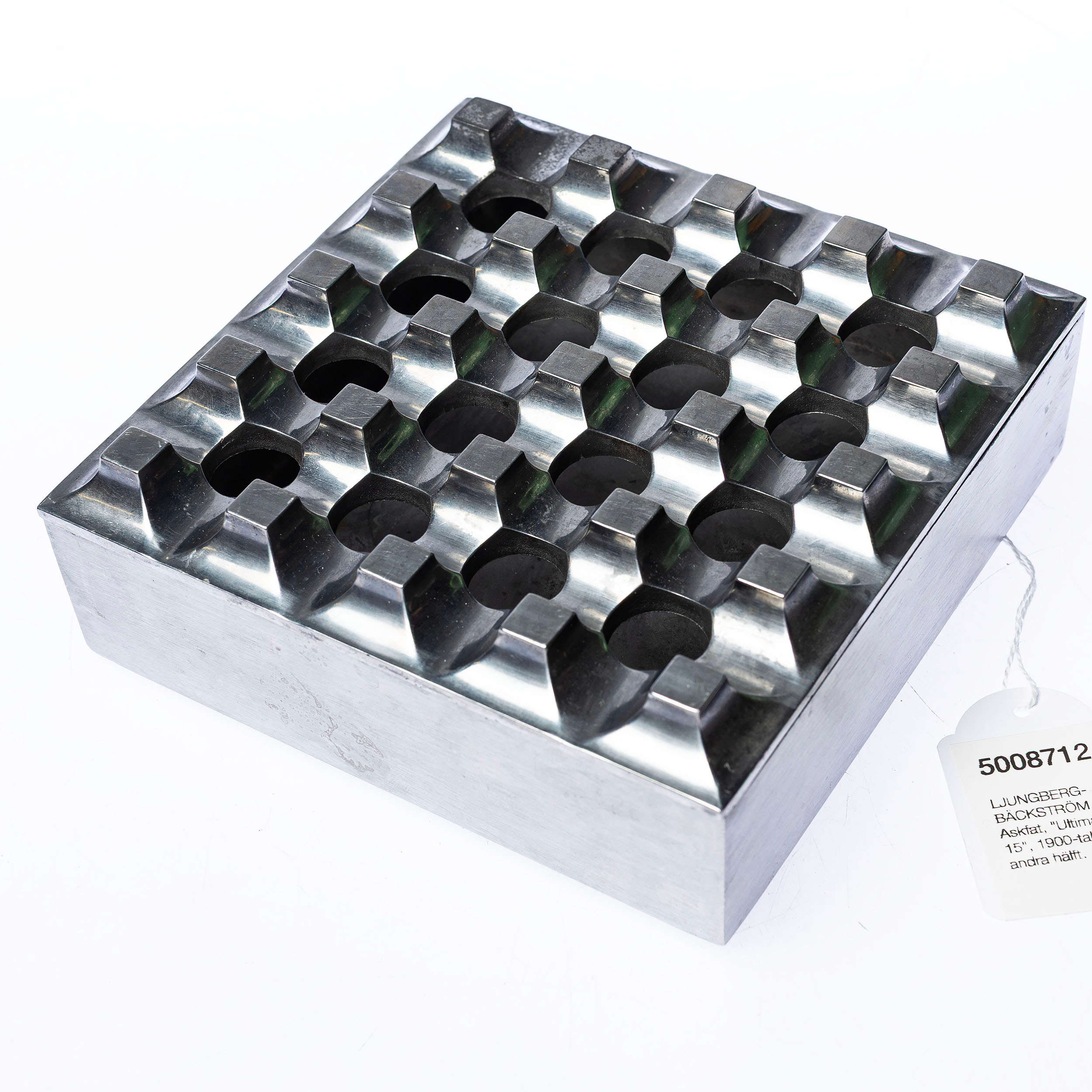 LJUNGBERG-BÄCKSTRÖM. Askfat, "Ultima 15", 1900-talets andra hälft.