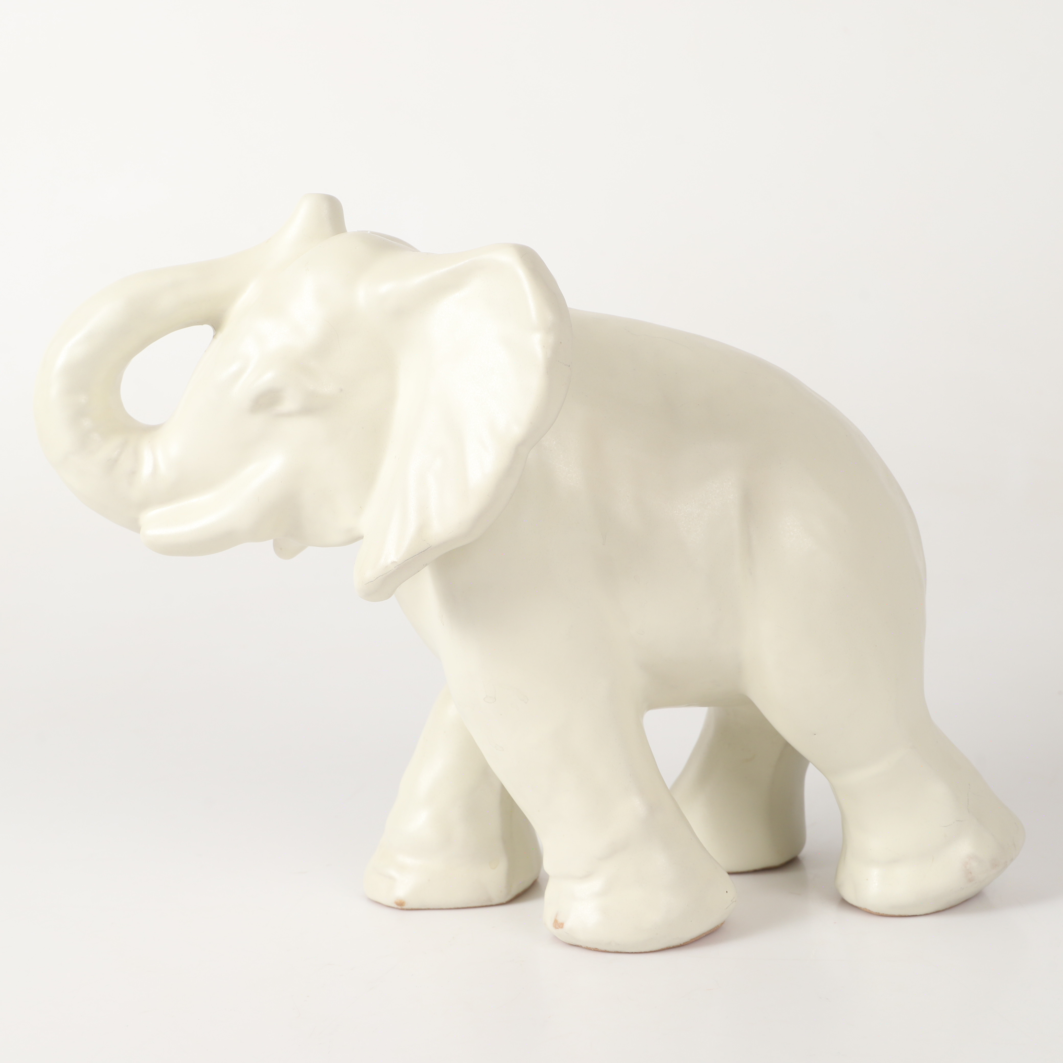 ANNA-LISA THOMSON. Figurin, laserad keramik, elefant, Upsala-Ekeby.