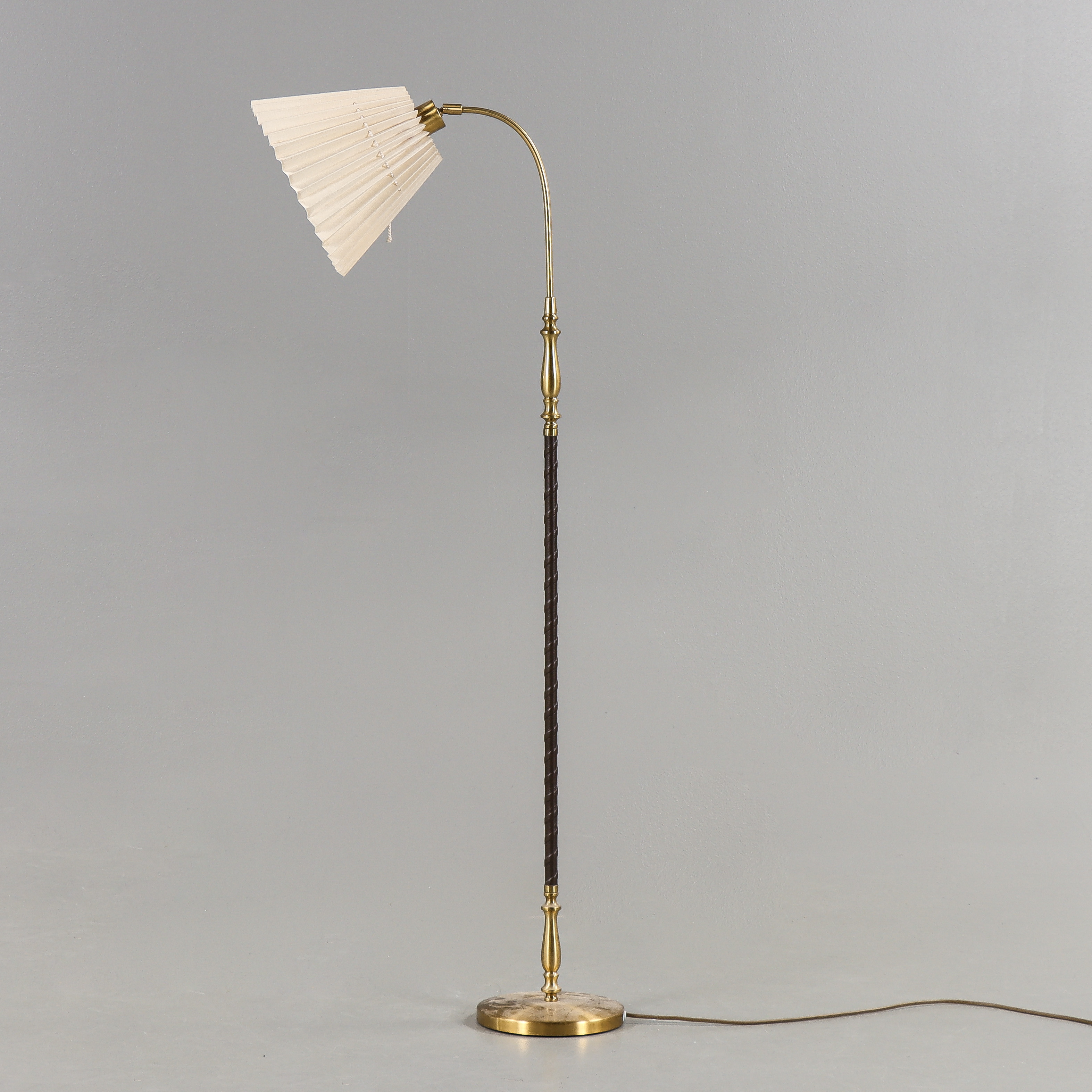 GOLVLAMPA Einar Bäckströms Metallvarufabrik, Malmö, 1900-talets andra hälft.