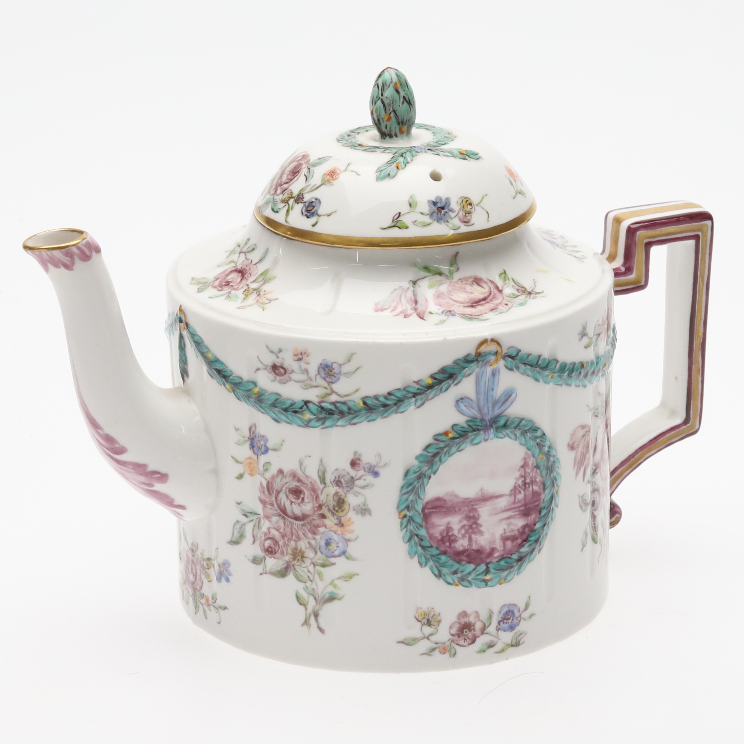 OIDENTIFIERAD FORMGIVARE. Tekanna, porslin, gustaviansk stil.