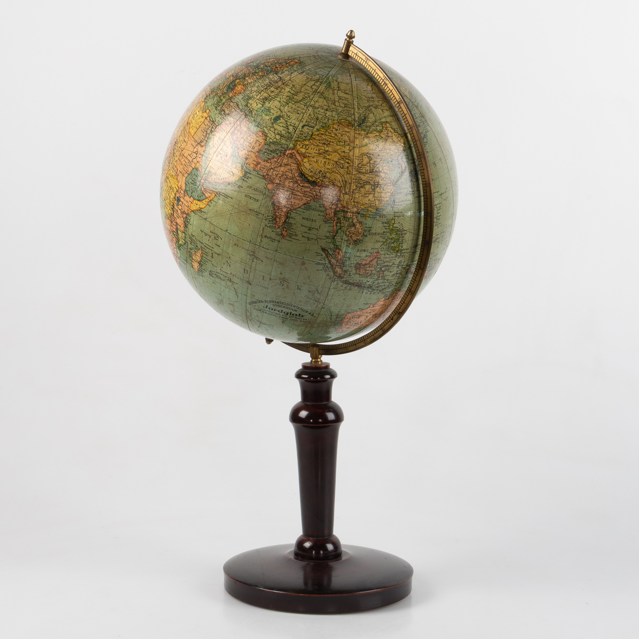 JORDGLOB, Svenska bokhandelscentralen AB:s Jordglob(Utarbetad av D:r Neuse) för handel, hem och skola.