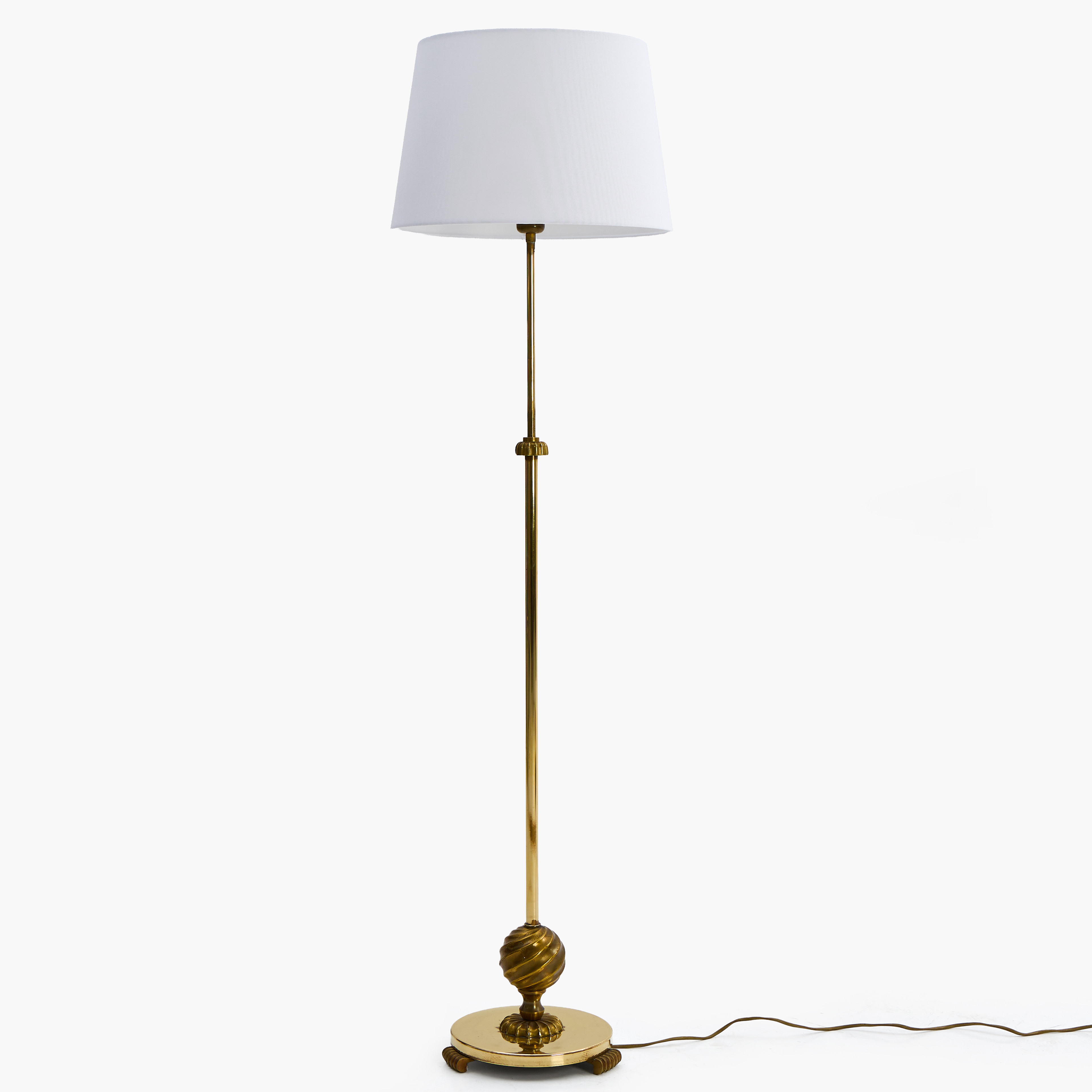 ARVID BÖHLMARKS LAMPFABRIK. Golvlampa, mässing, ca 1940.