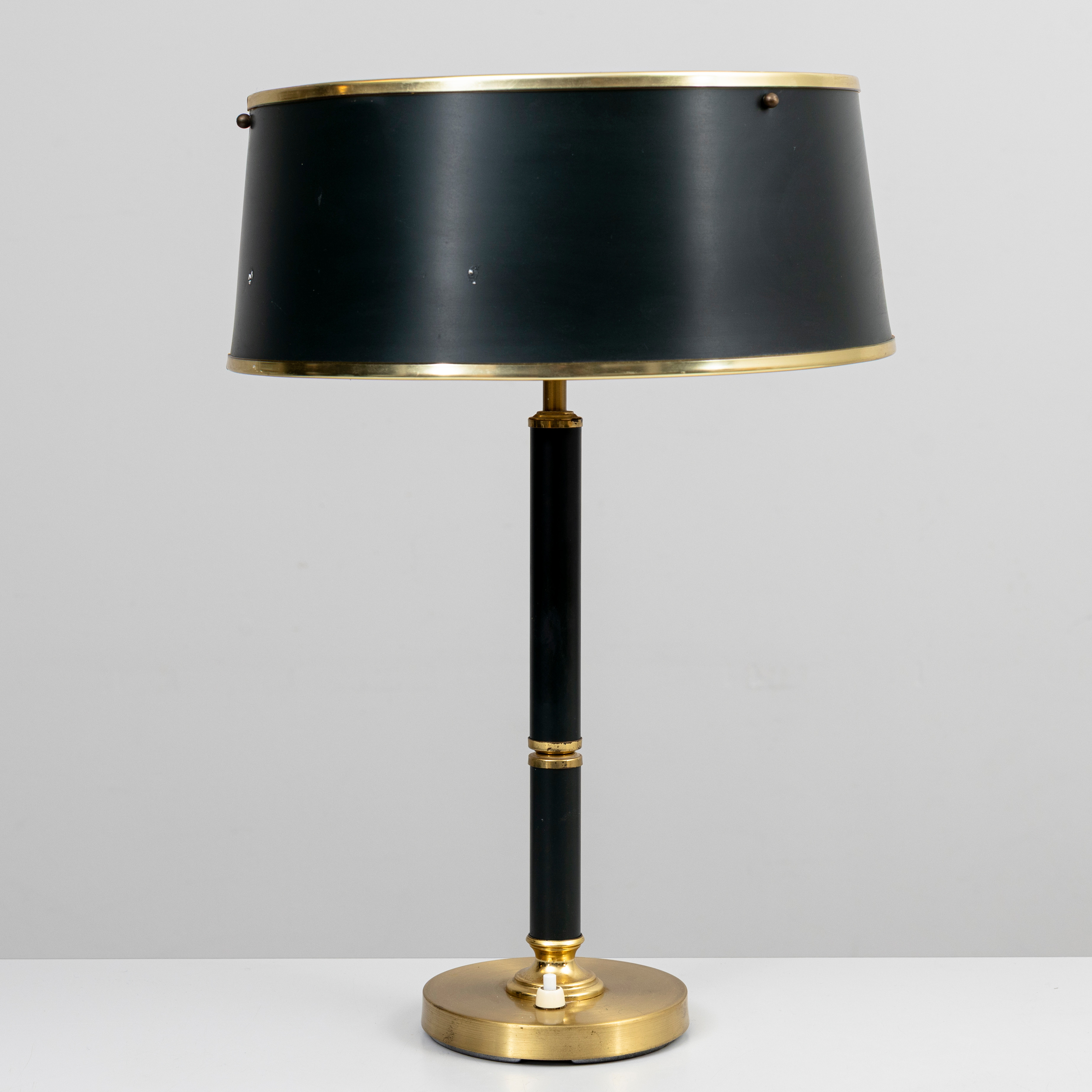 BORDSLAMPA, mässing och plåt, Boréns, 1900-tal.