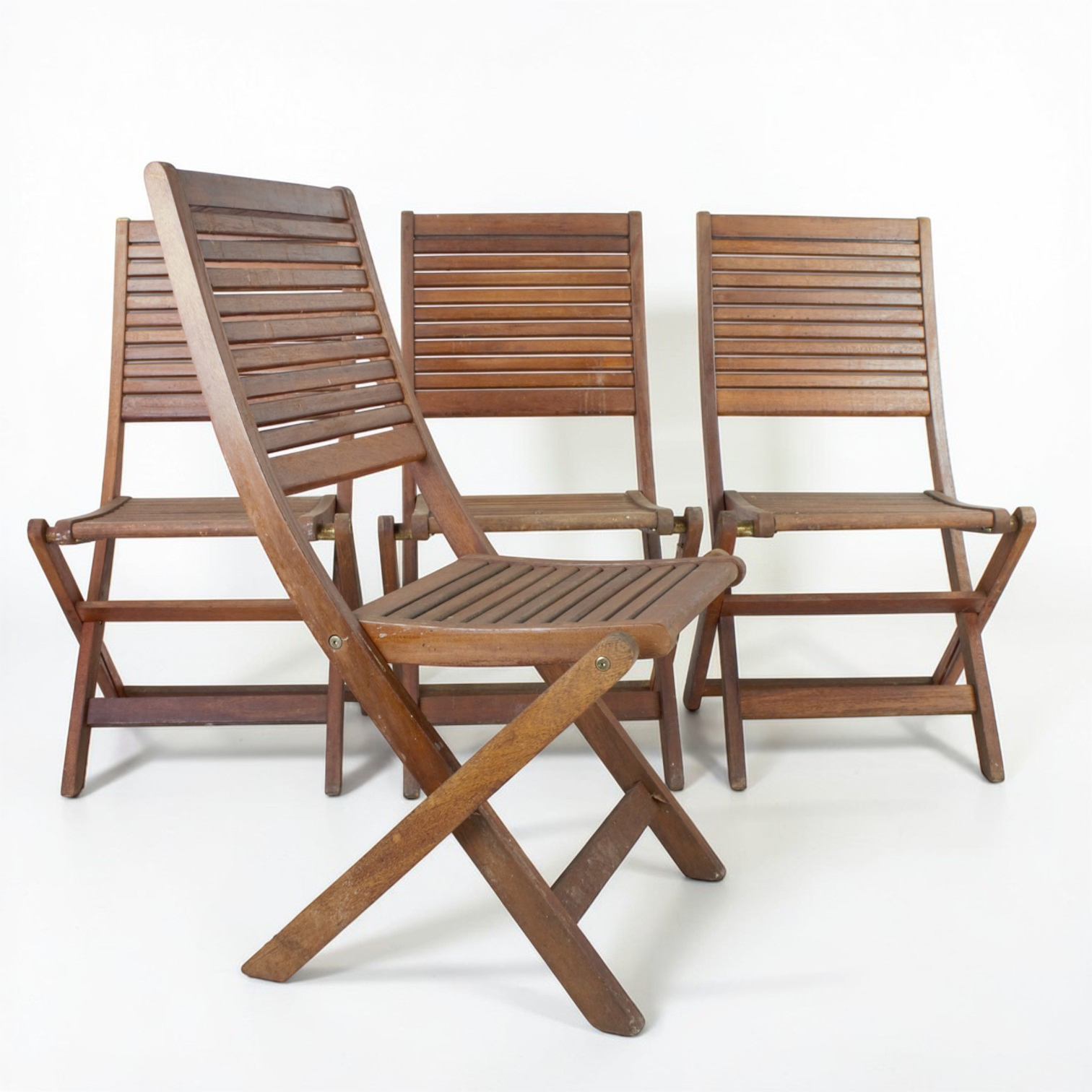 TRÄDGÅRDSMÖBLER, 4 st. teak, vikbara, Jutlandia.