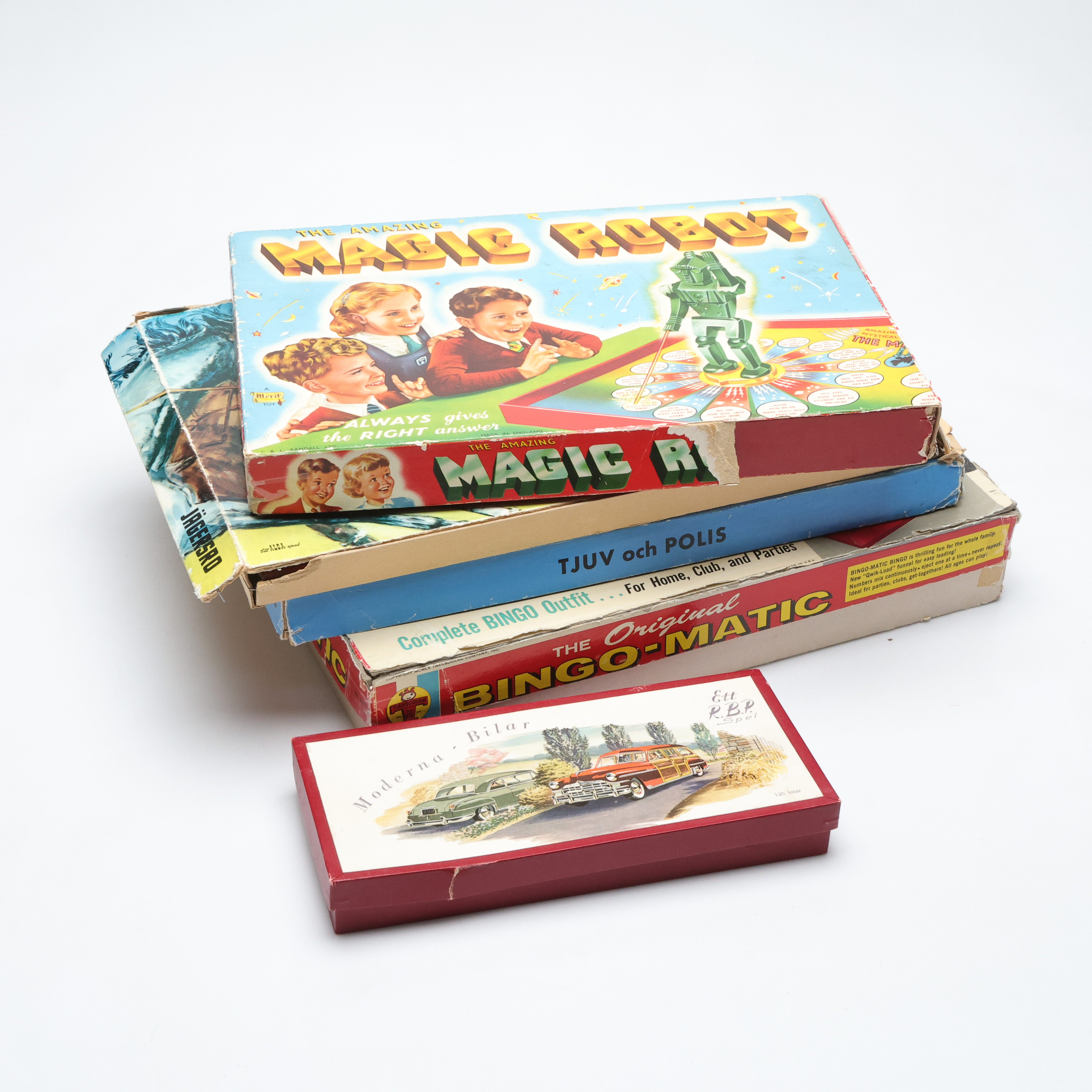PARTI SPEL, 5 delar, b.la. "Magic Robot", 1900-tal.