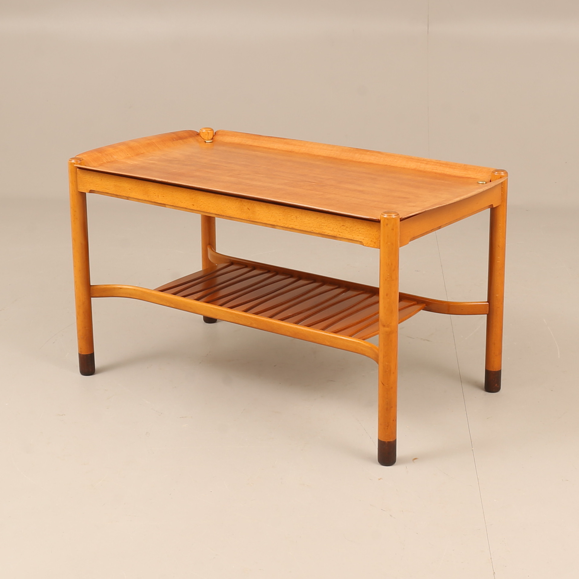 DAVID ROSÉN. Soffbord, "Futura-serien", brickmärkt NK.