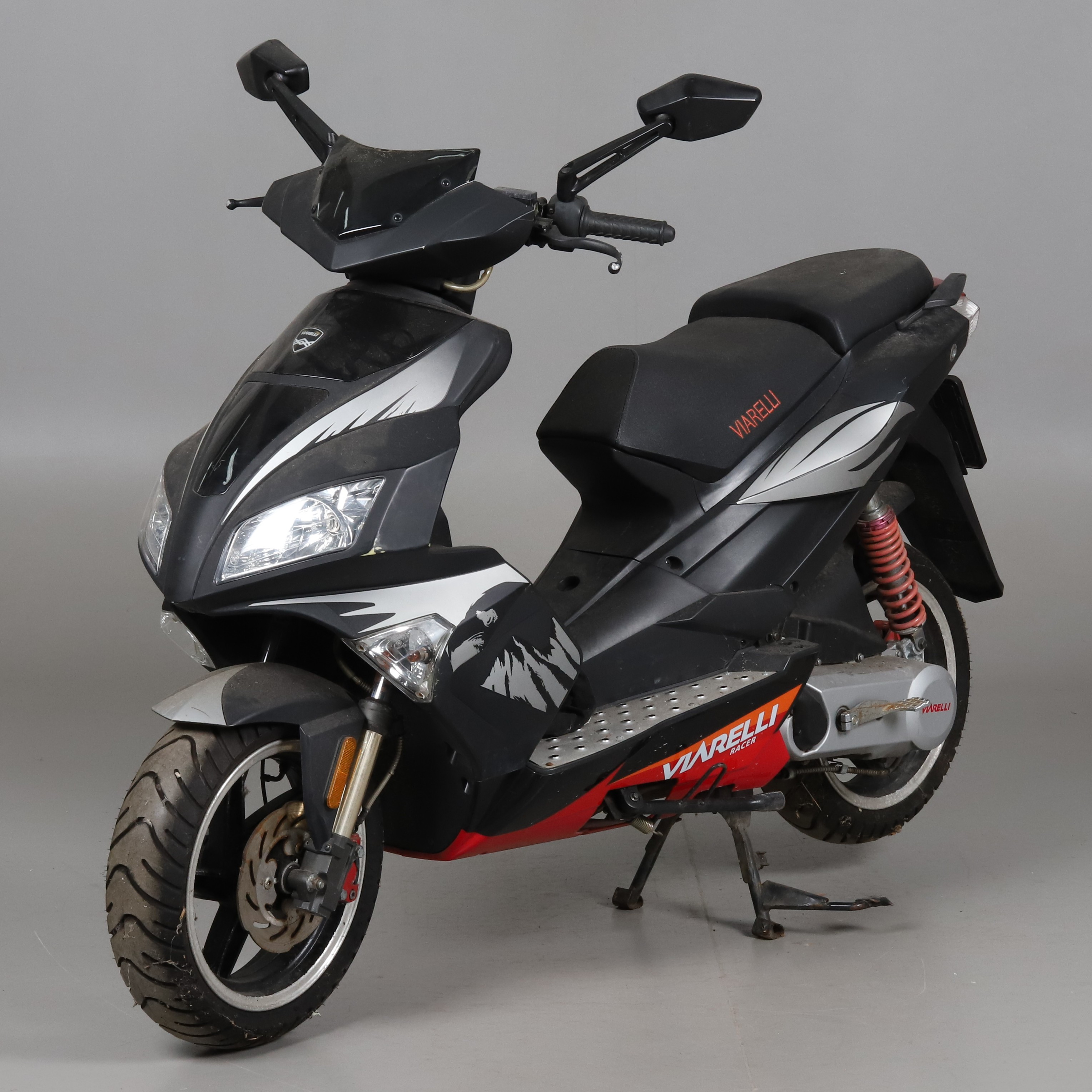 VIARELLI RACER-2012. FLERFÄRGAD, 3 TIDIGARE ÄGARE INKLUSIVE HANDLARE.