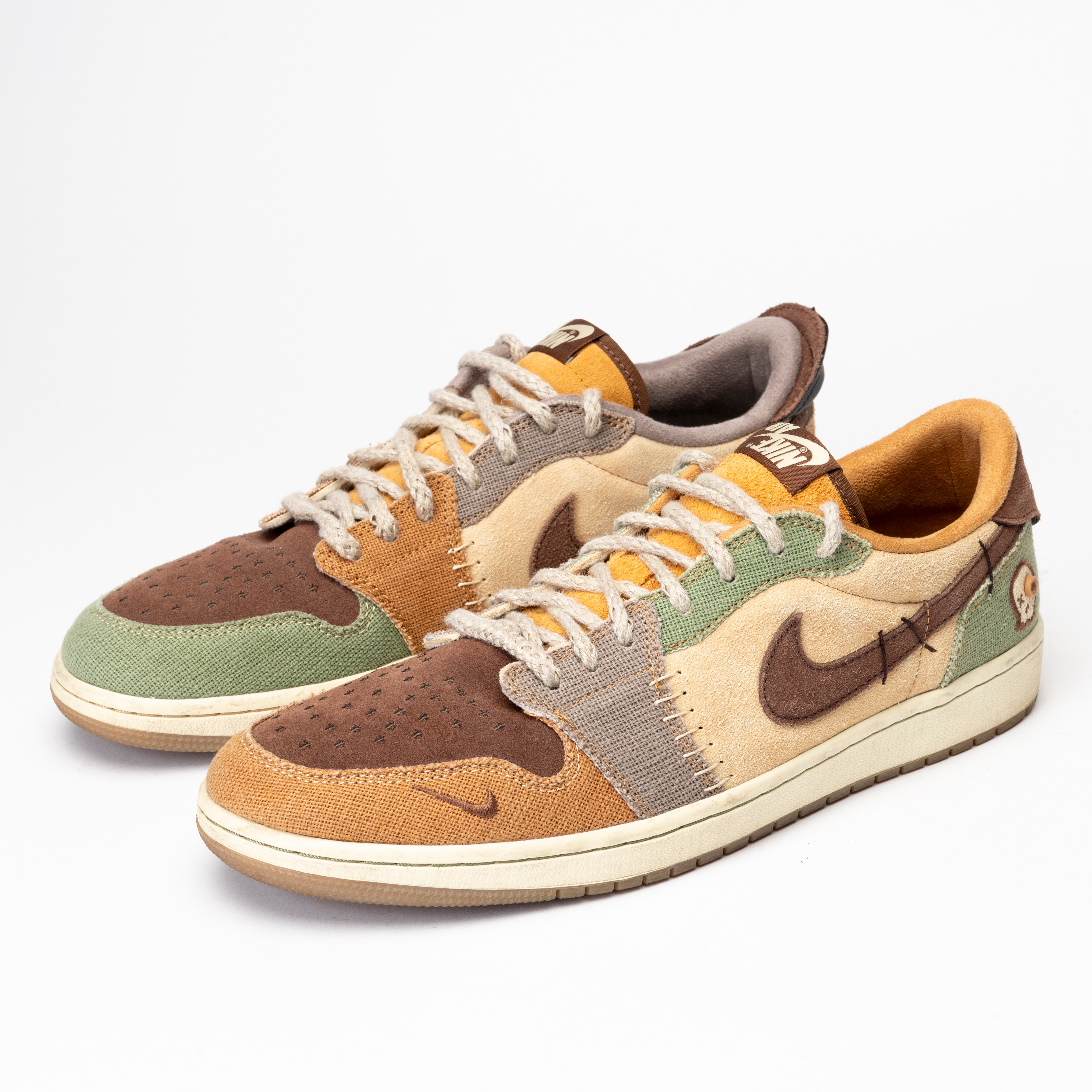 NIKE. SNEAKERS, "Nike Air JOrdan 1 Retro Low OG Voodoo", 2022, storlek US 13/UK 12/EUR 47,5.