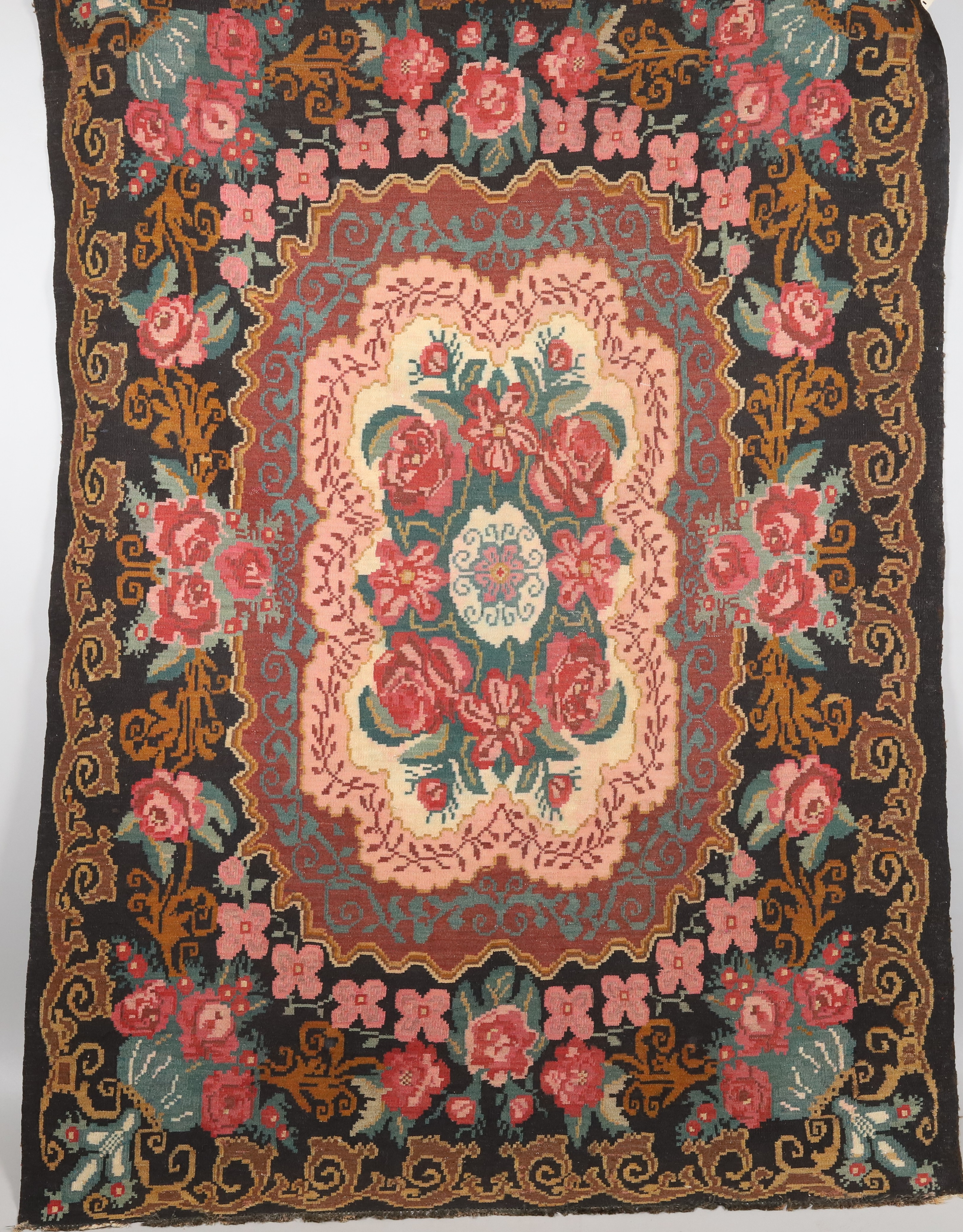 ROSENKELIM, Moldavien, antik, ca 264x184 cm.