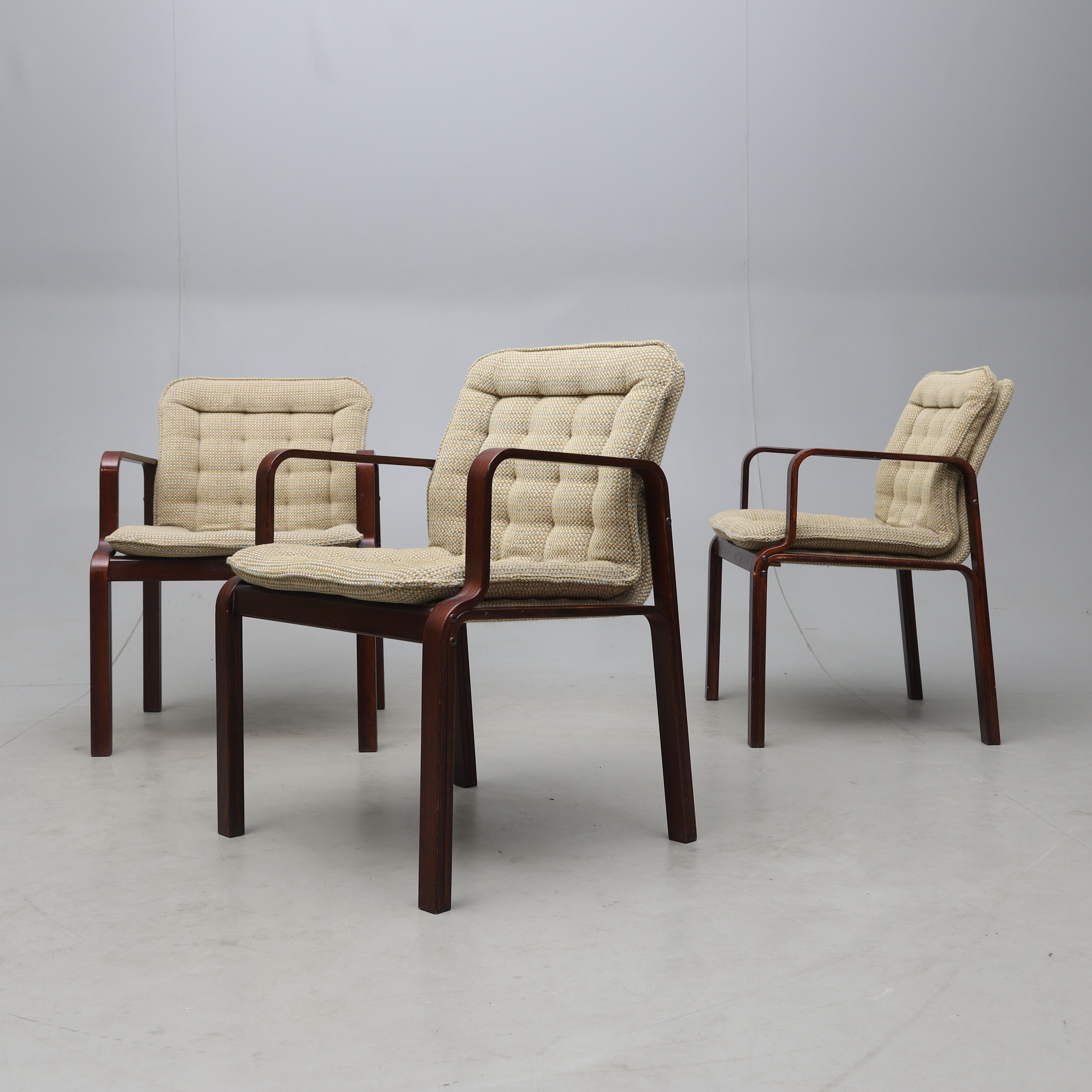 KARMSTOLAR, 3 st, 1900-talets andra hälft.