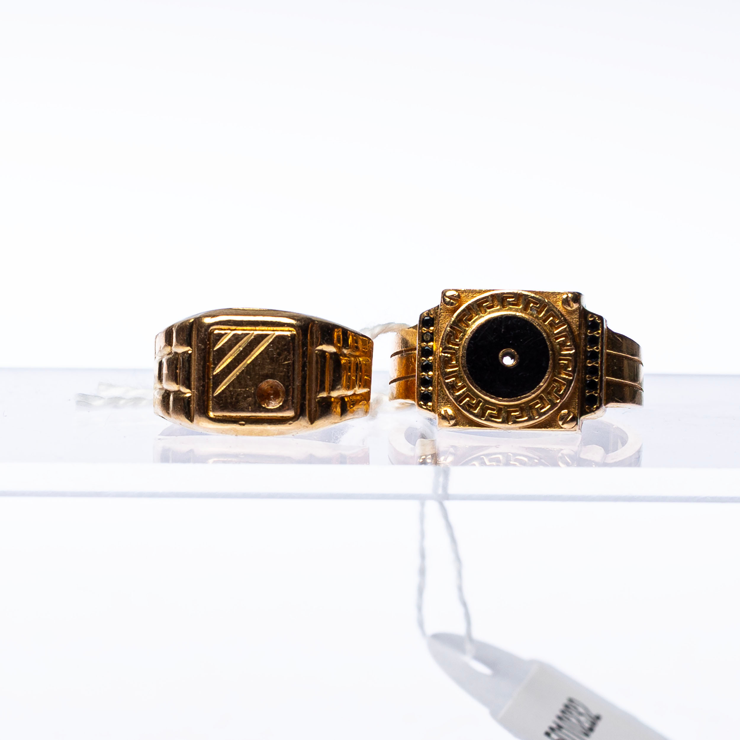 RINGAR, 2 st s.k klackringar 18/21 k guld, vikt ca 13.52 g, 2023-5000-BG18453-33.