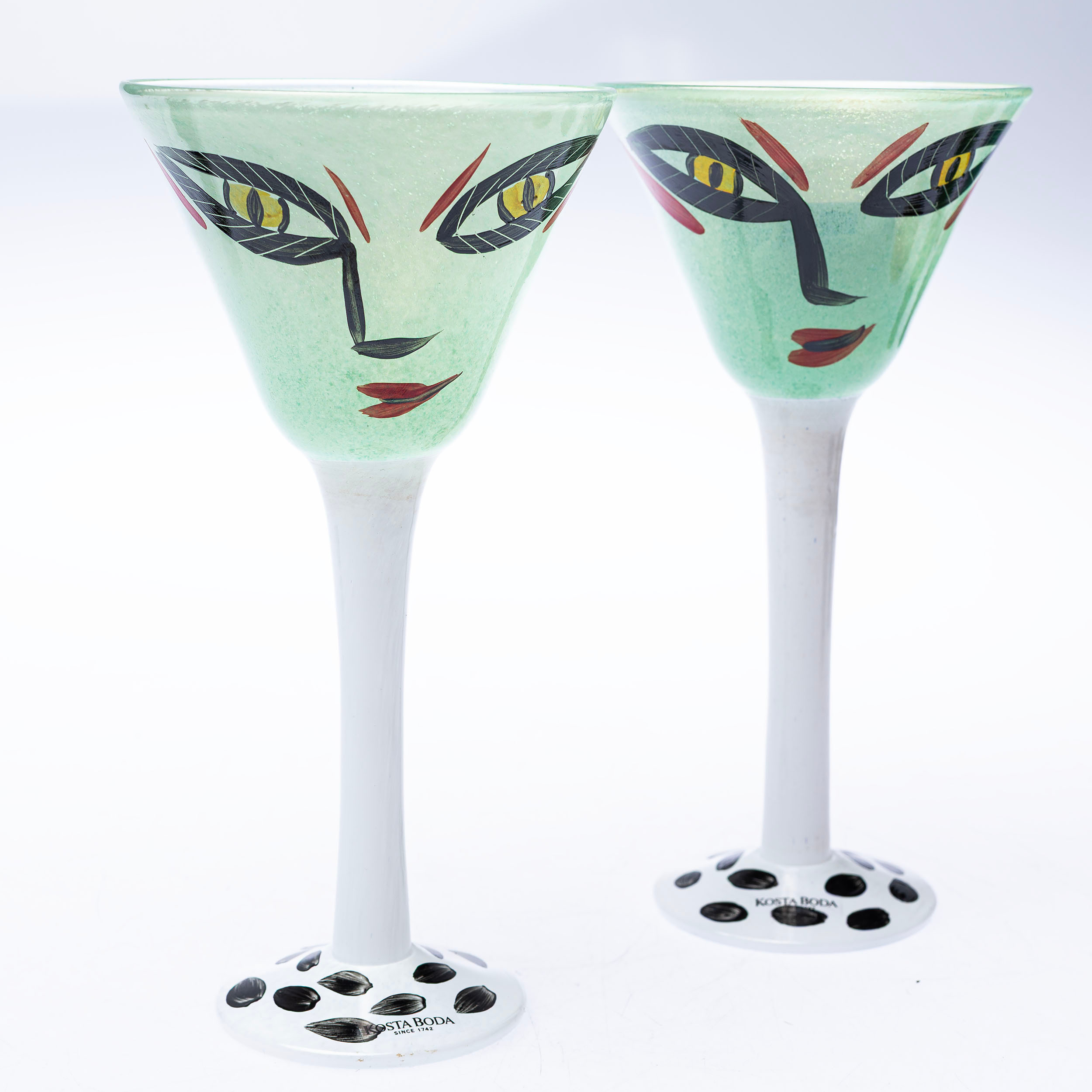 ULRICA HYDMAN-VALLIEN. Pokalglas/vinglas, 2 st, "Open minds", signerade, Kosta Boda.