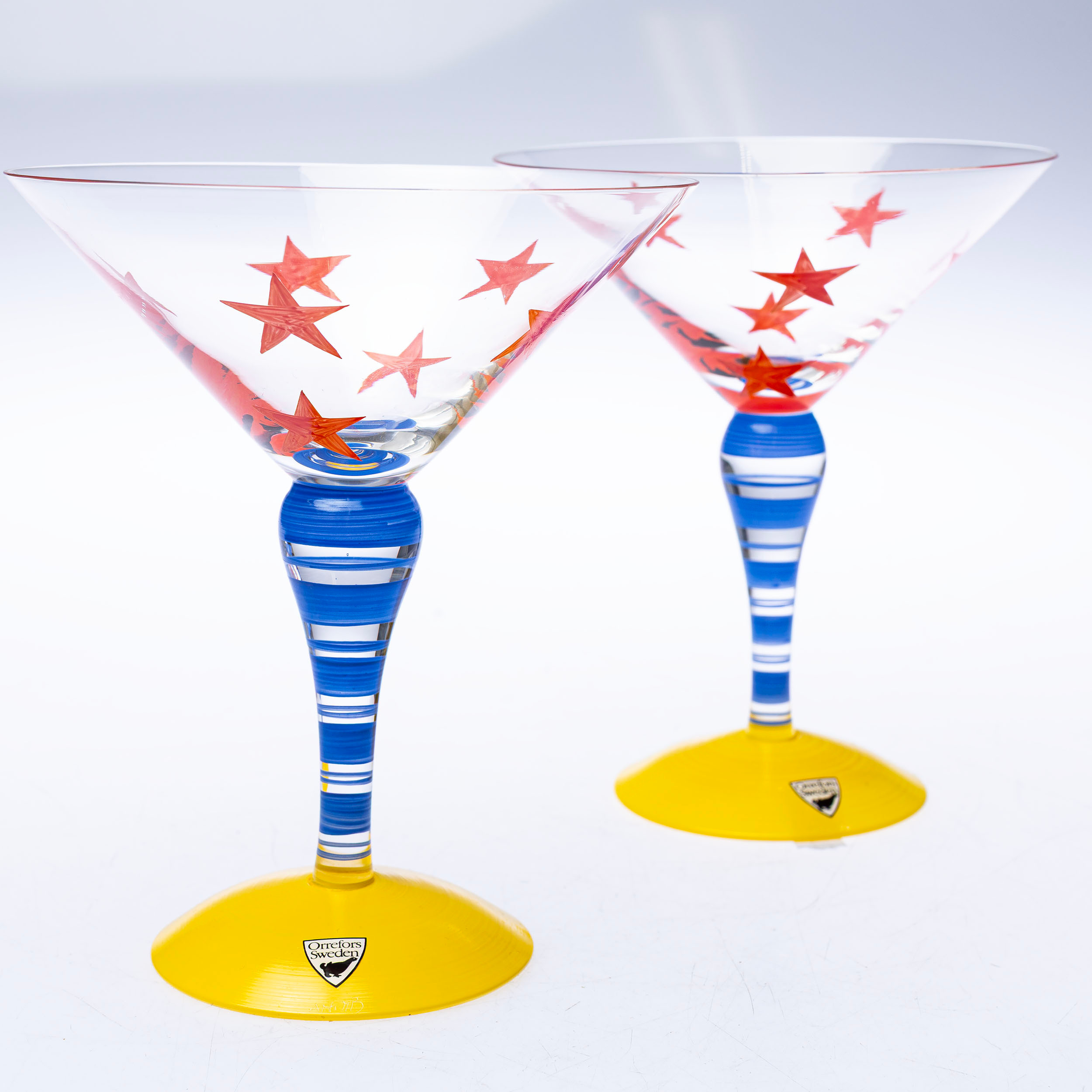 ANNE NILSSON. MARTINIGLAS, 2 stycken, "Clown", Orrefors.