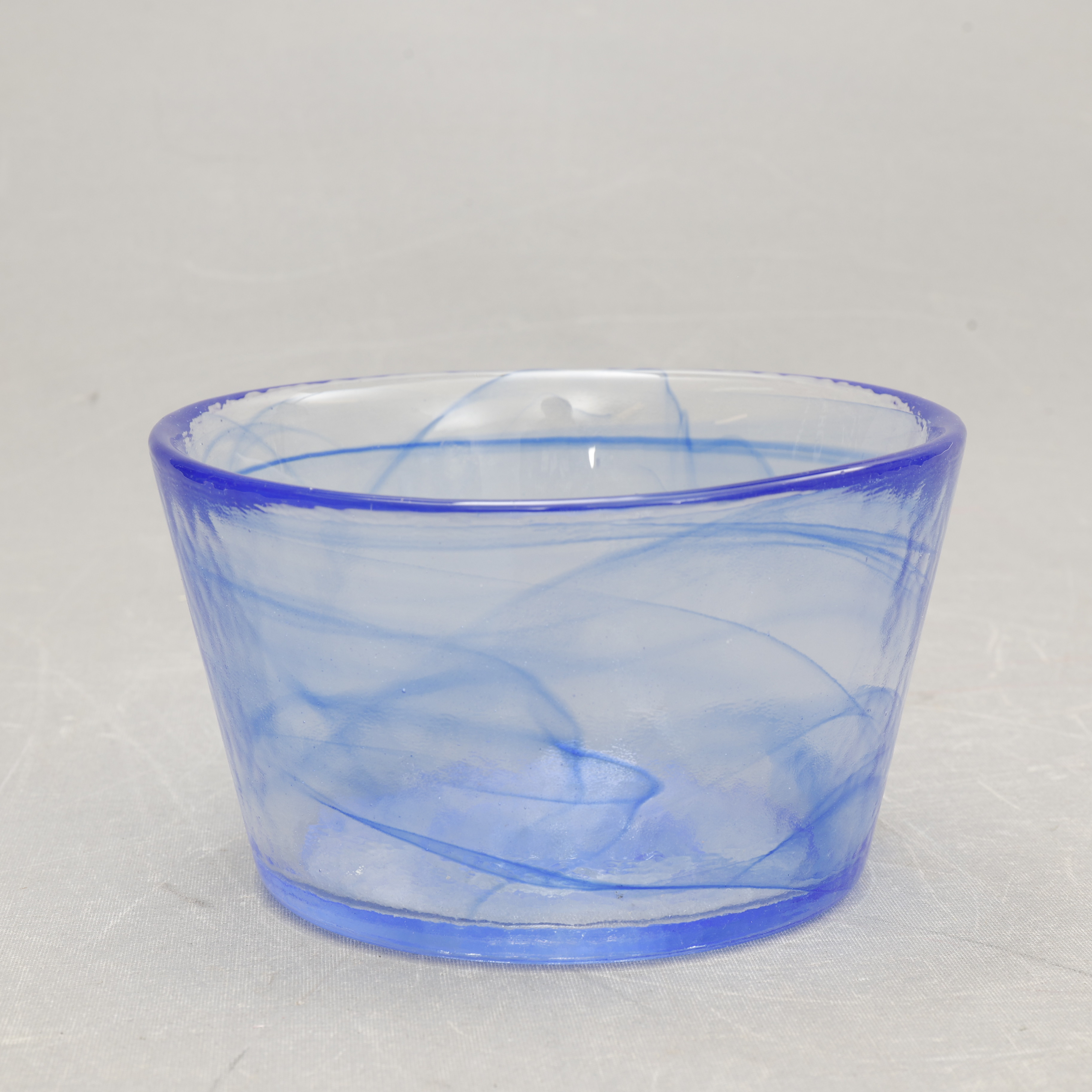 ULRICA HYDMAN-VALLIEN. SKÅL, glas, " Mine ", Kosta Boda.