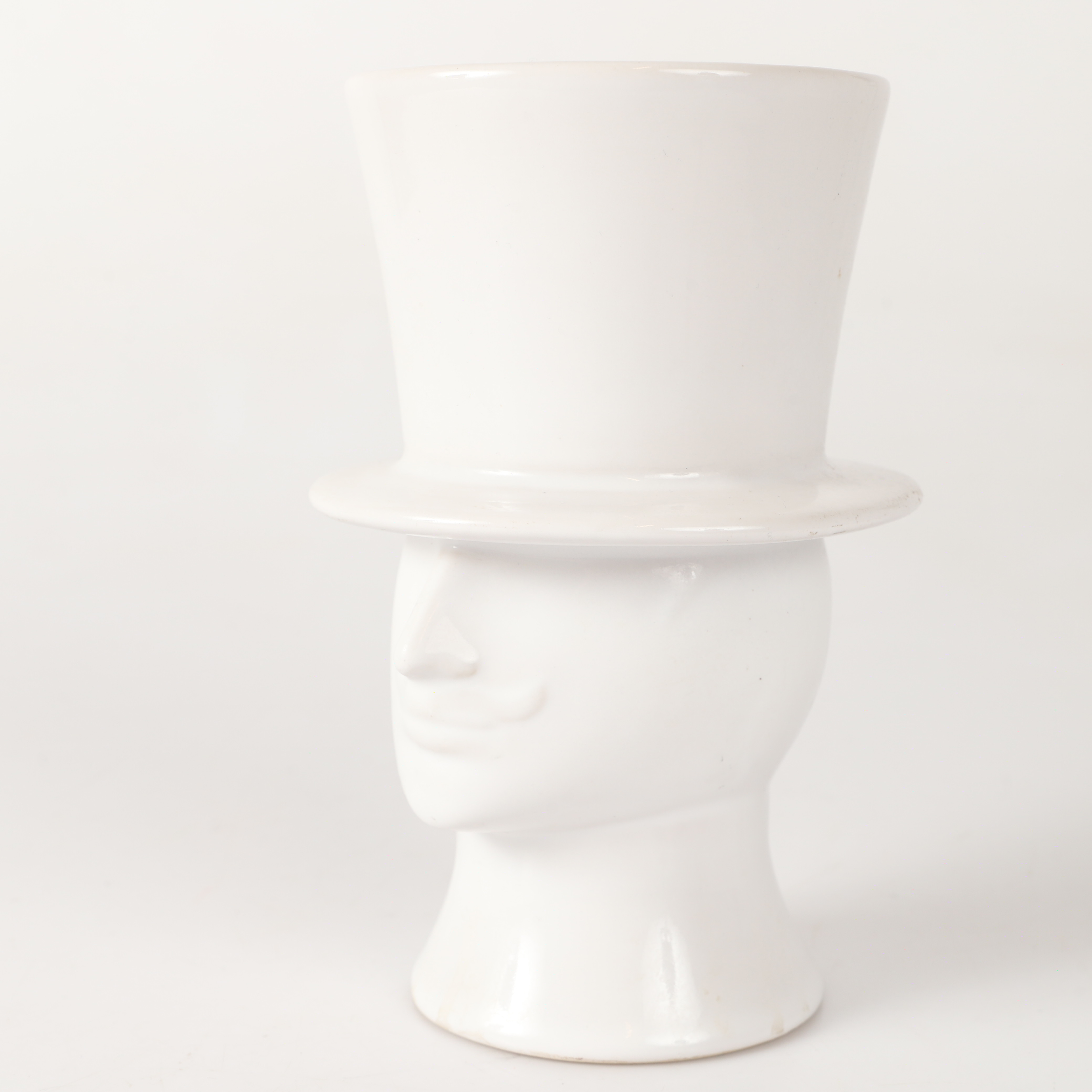 LISA LARSON. Ytterfoder, glaserad keramik, Höganäs Keramik, 1970-/80-tal.