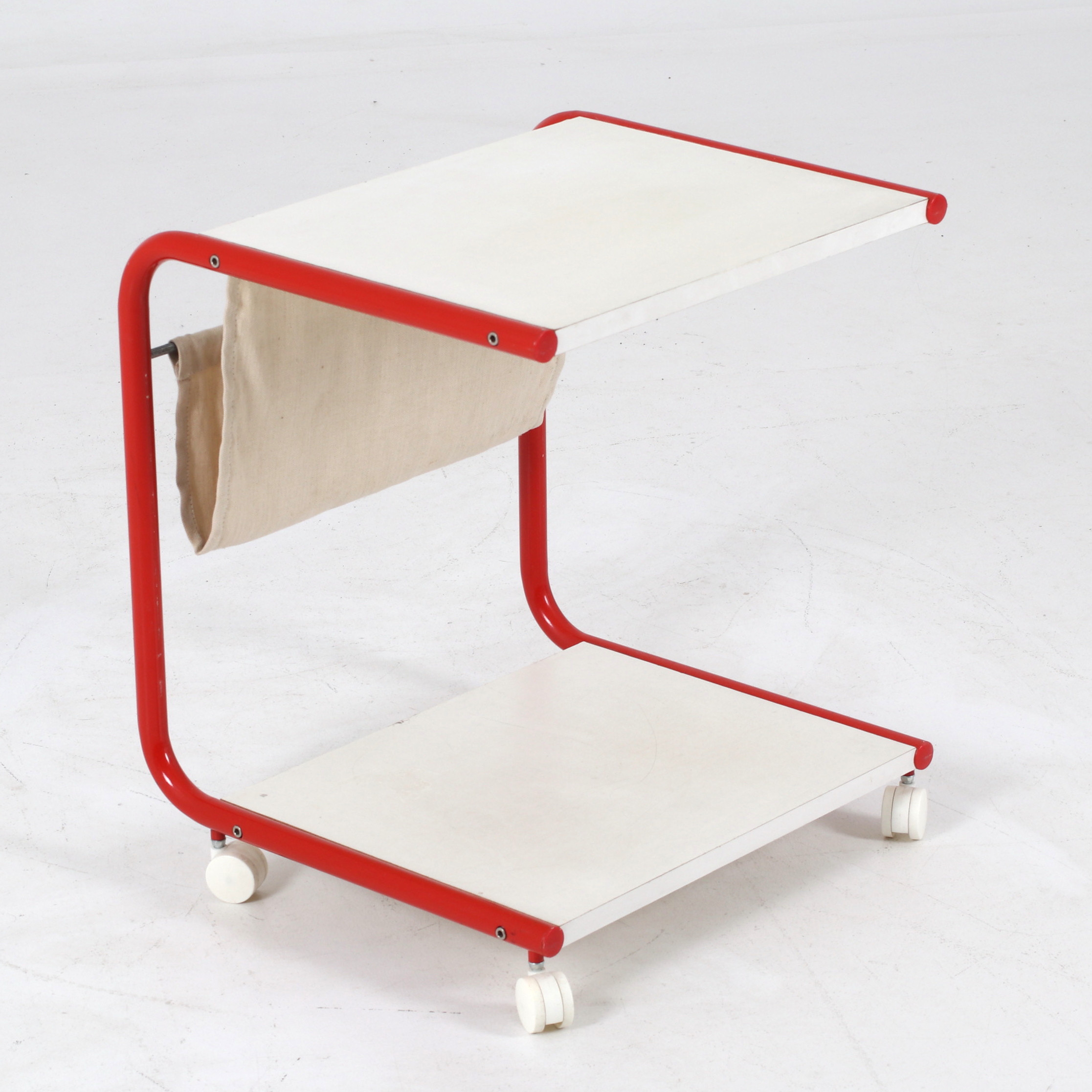 TOMAS JELINEK. Tidningsbord, "Strajk", IKEA, 1970-tal.