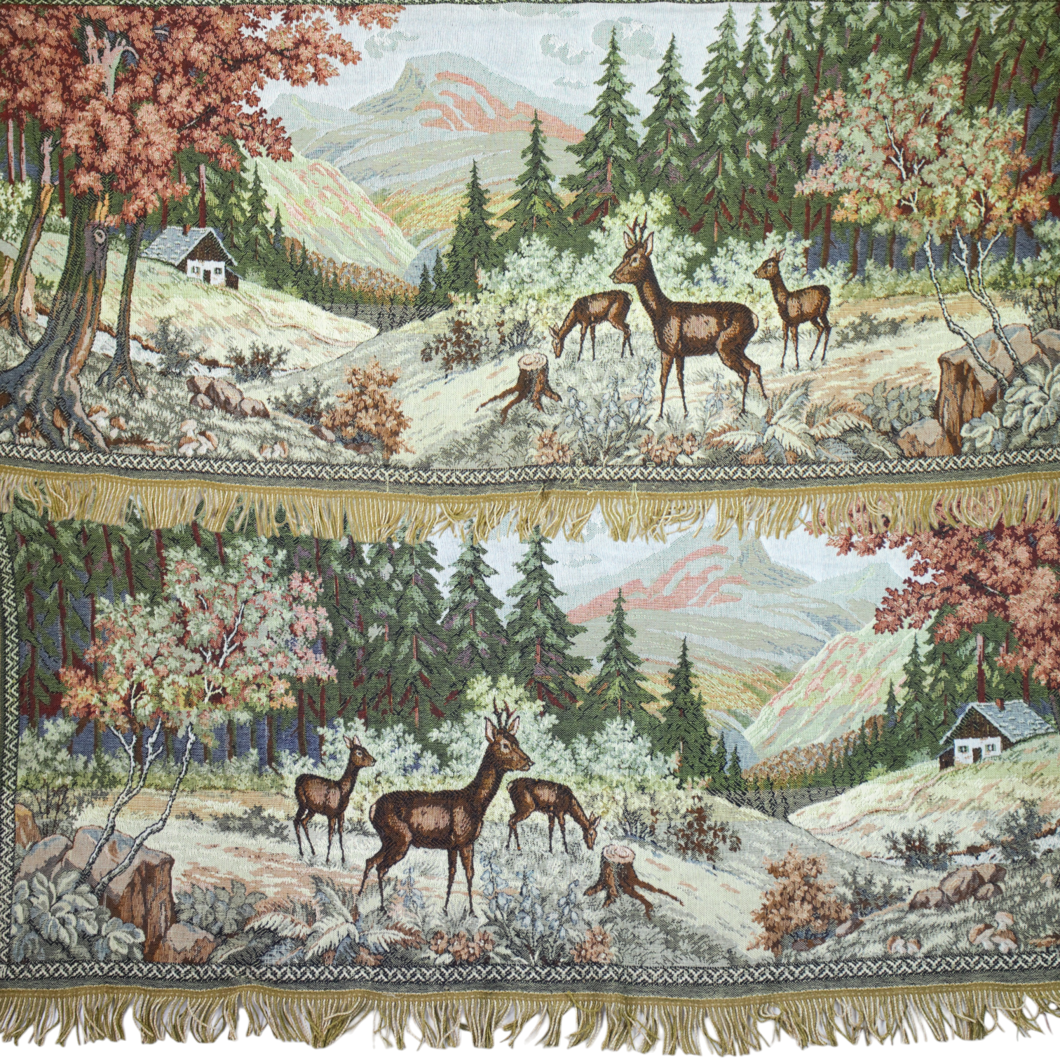 VÄGGBONADER, 2 delar, djur och skogsmotiv, 1900-tal.