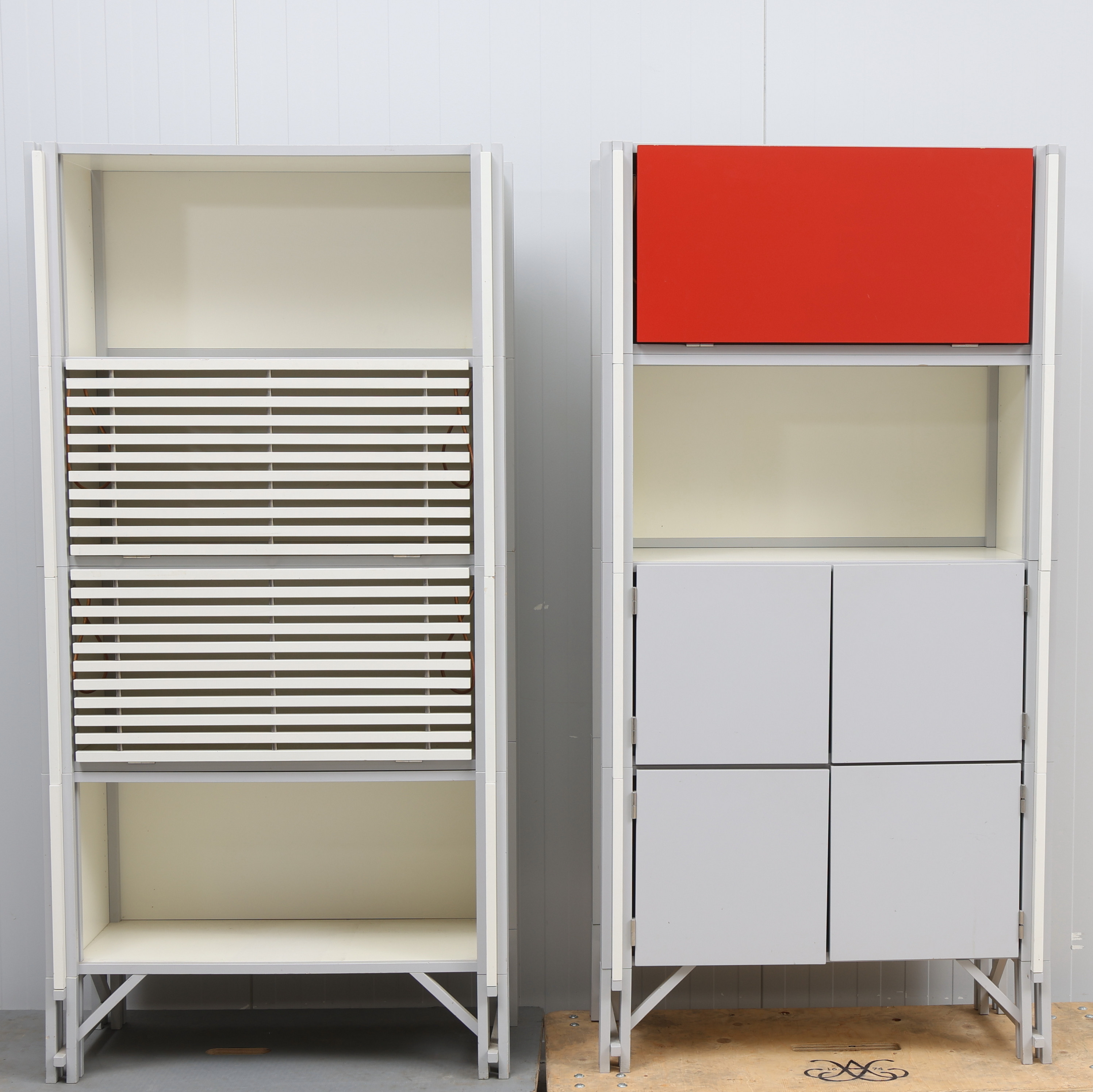 STEFAN BOFELDT. Arkitekthylla/skåp, 2 st, Karl Andersson, 1980-tal.