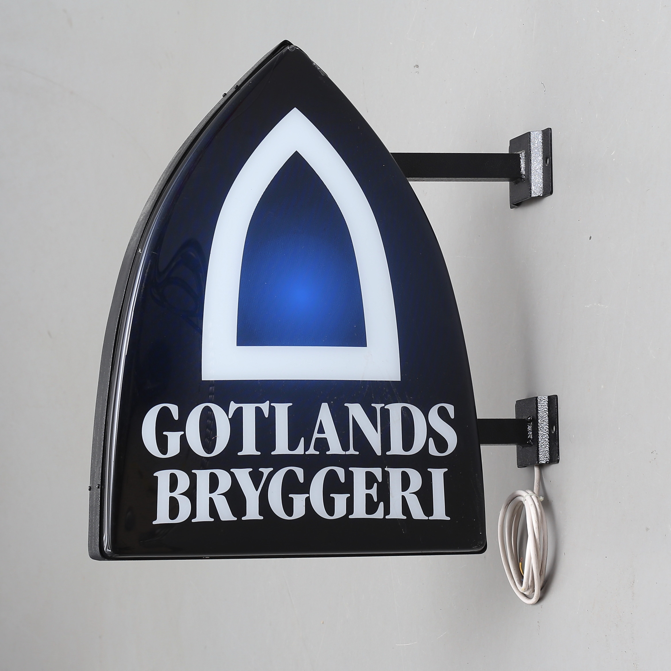 LJUSSKYLT, "Gotlands Bryggeri", plast/metall.