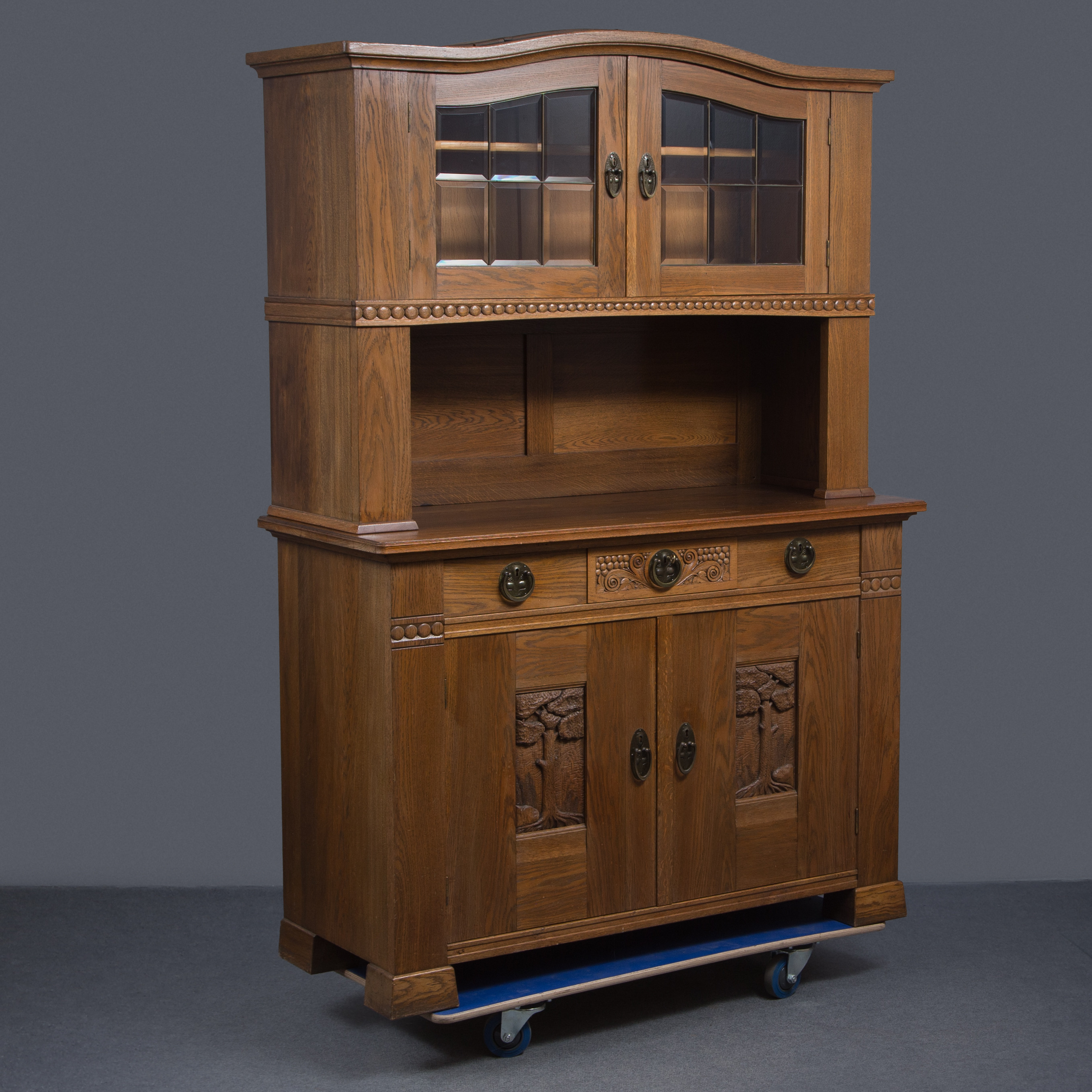 SALSKÅP, TIDIGT 1900, JUGEND, EK.