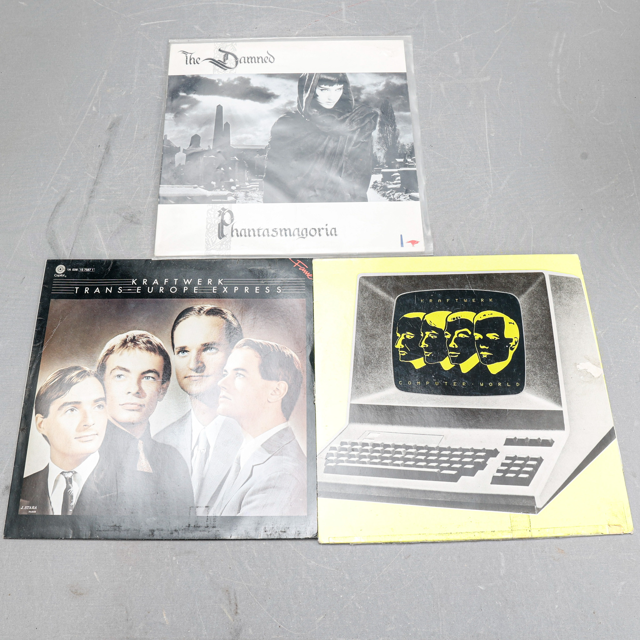 VINYLSKIVOR, tre stycken, blandade artister.