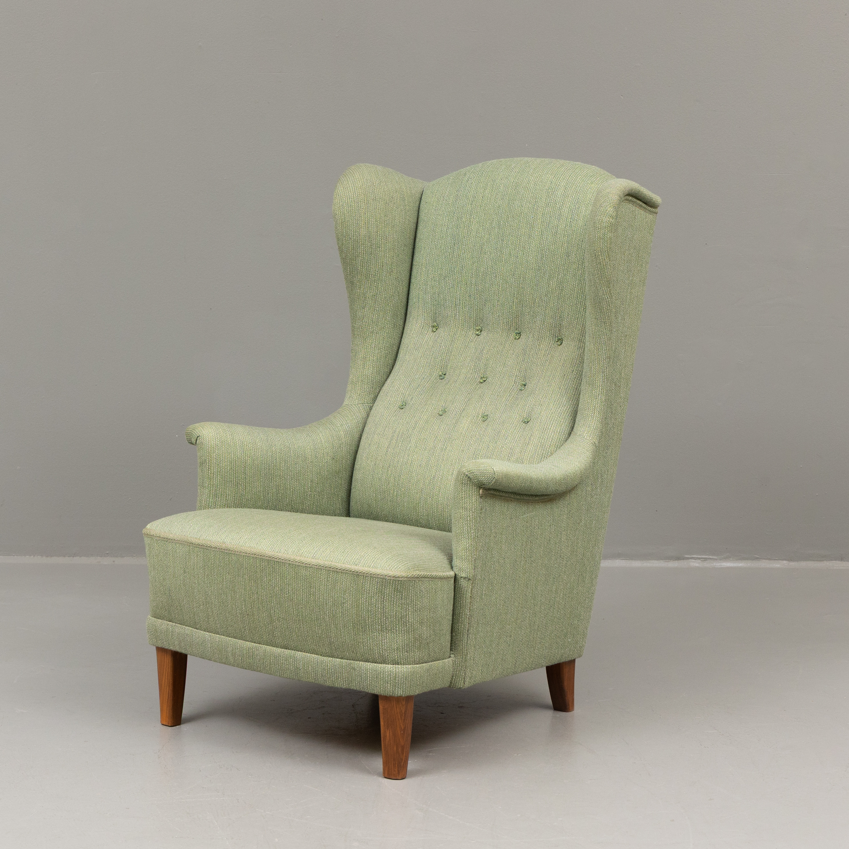 CARL MALMSTEN. Fåtölj "Åldermannen", AB O. H. Sjögren.