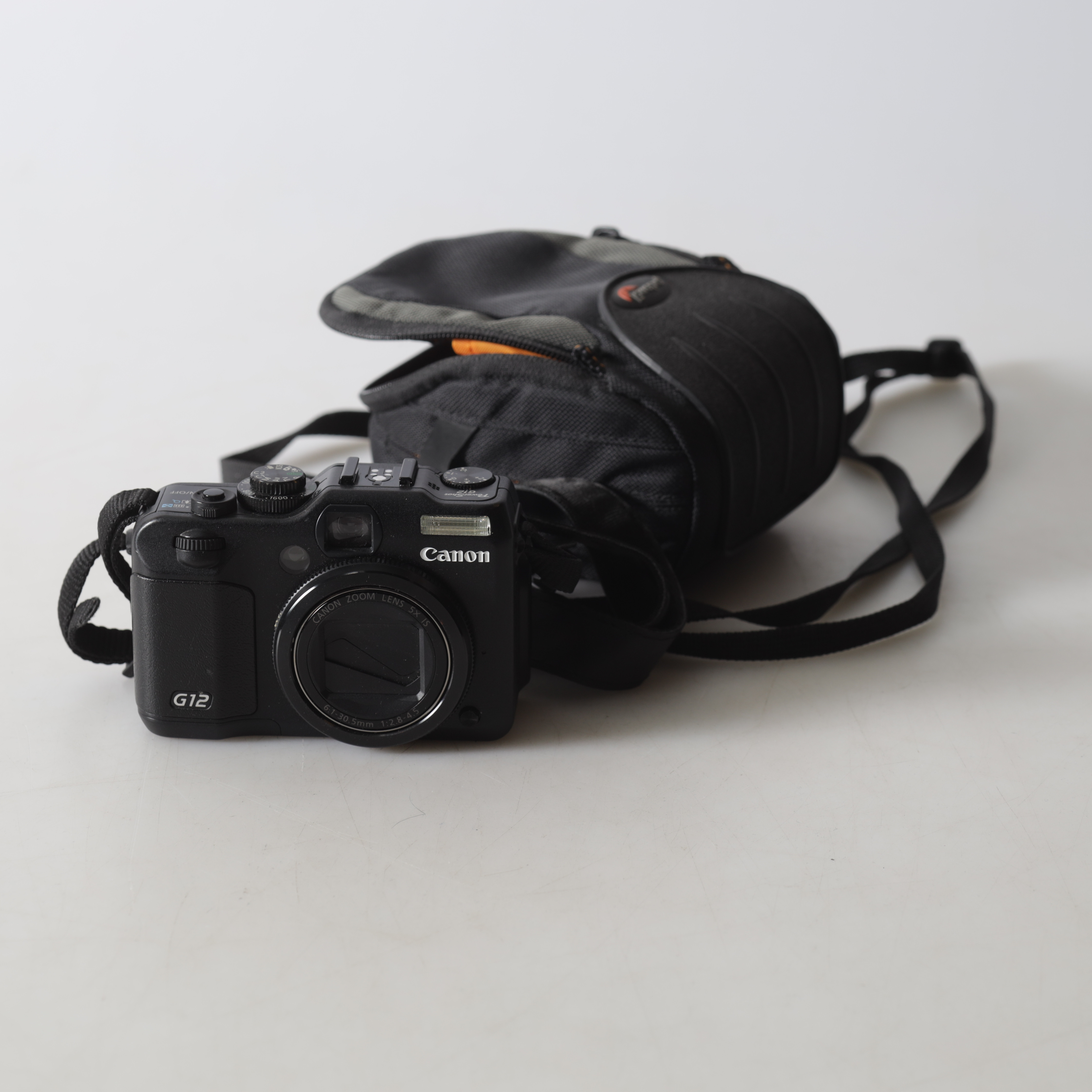 KAMERA Canon Power Shot G12, Japan.