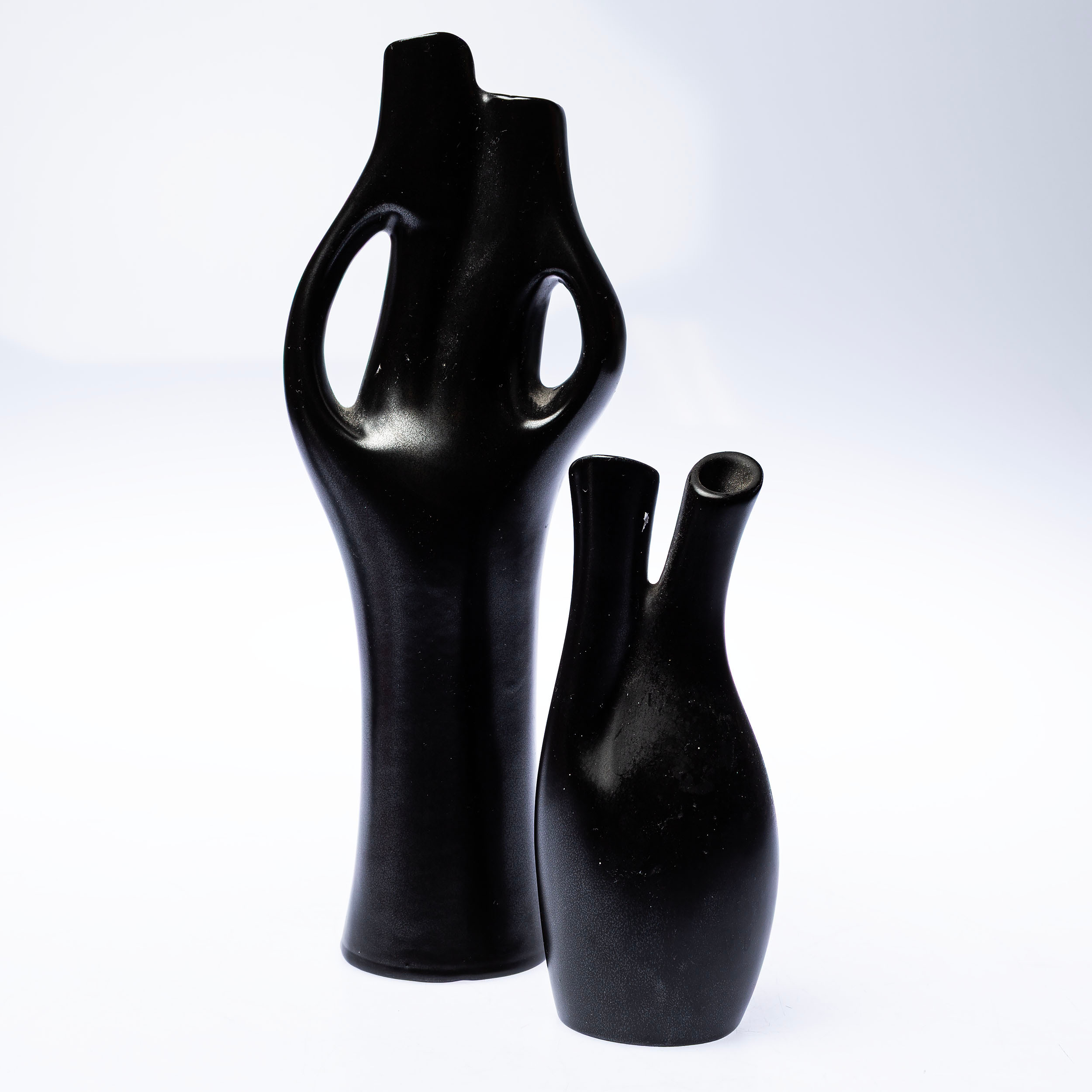 LILLEMOR MANNERHEIM. VASER, 2 st, stengods, "Mangania/Mambo, Upsala-Ekeby, Gefle.