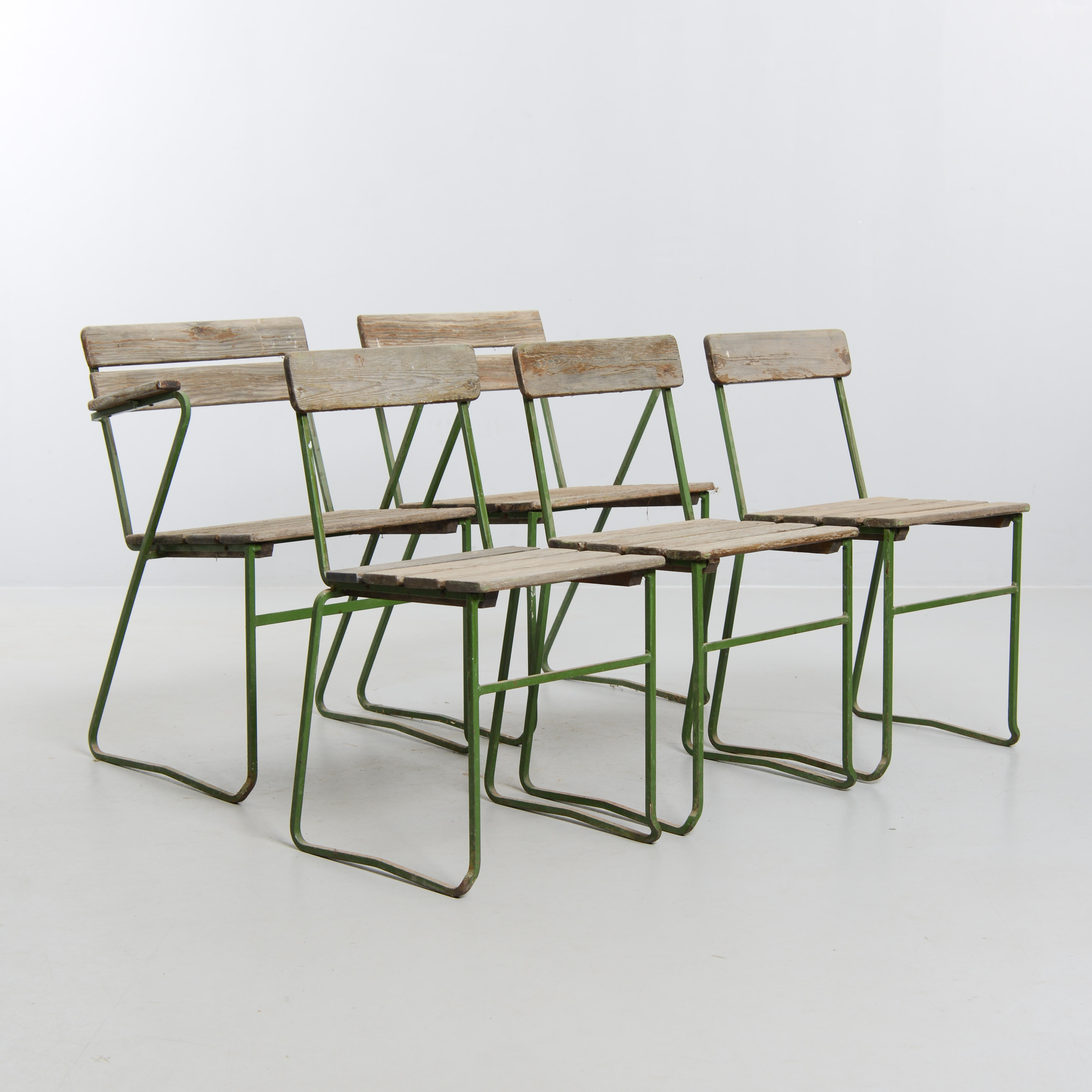 TRÄDGÅRDSSTOLAR, 2+3 st, Bröderna Sandberg, Sandviken Järnmöbelfabrik, 1940-tal.