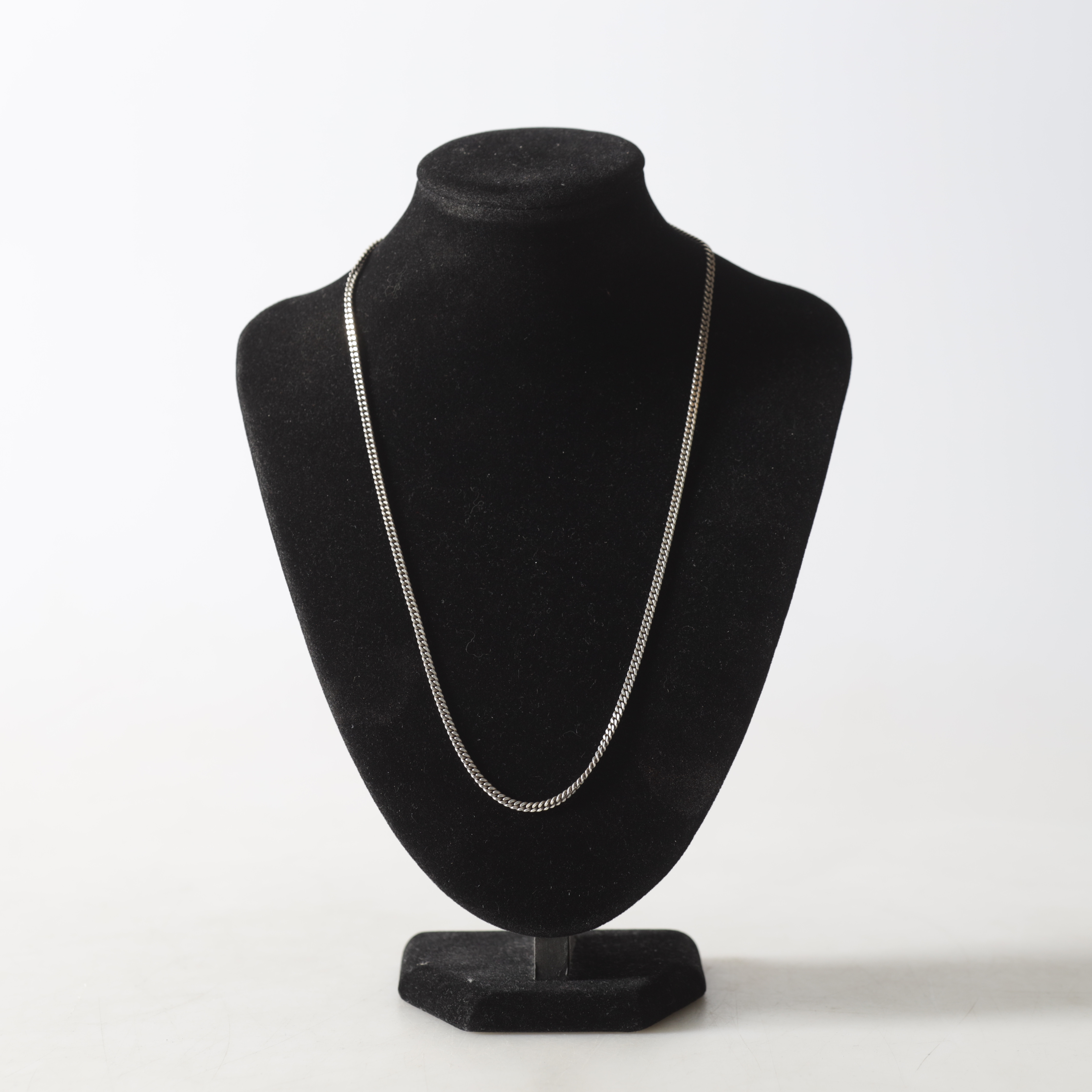 COLLIER, pansar-länk, sterlingsilver. Totalvikt ca 10,8 gram.
