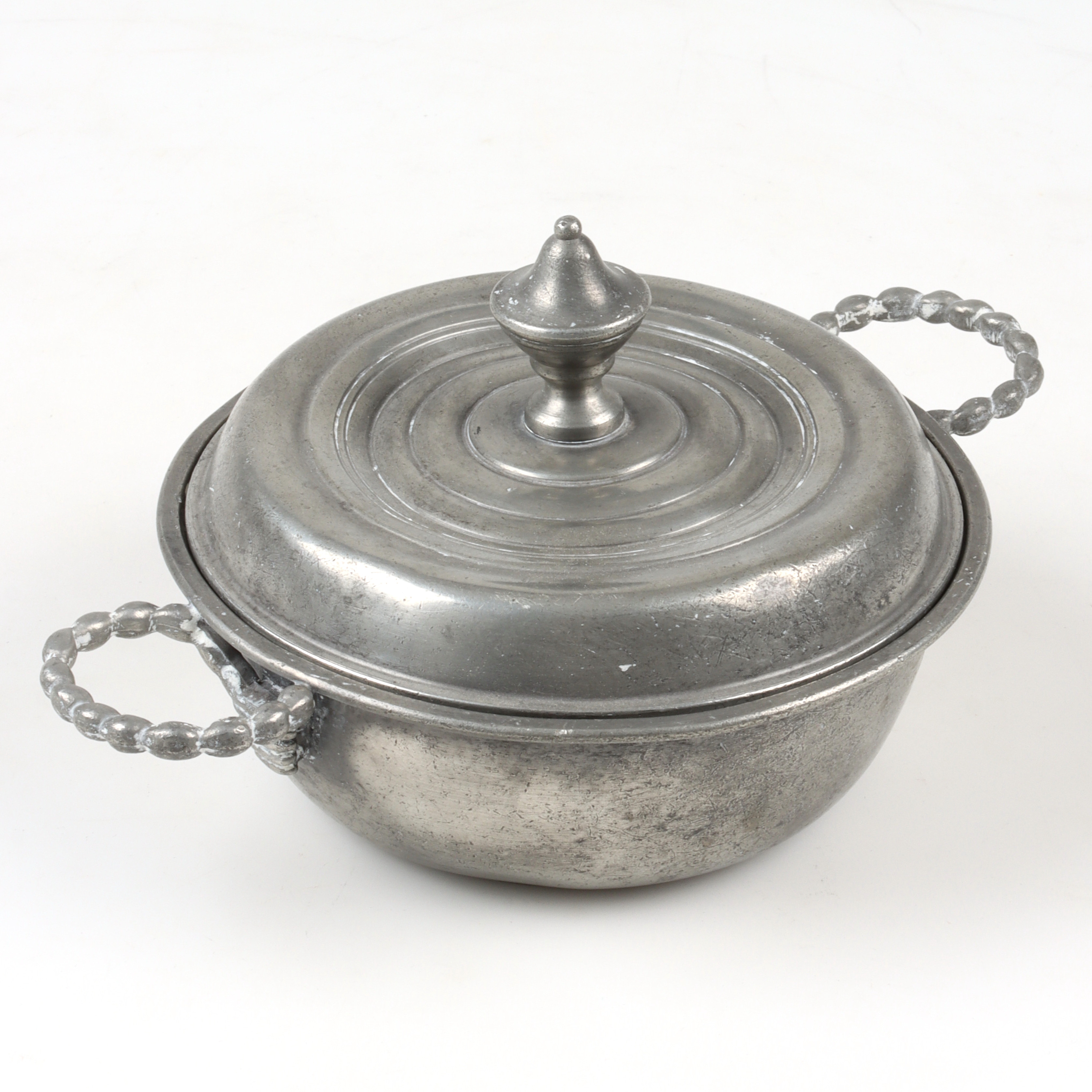 LOCKSKÅL, tenn, 1800-tal.