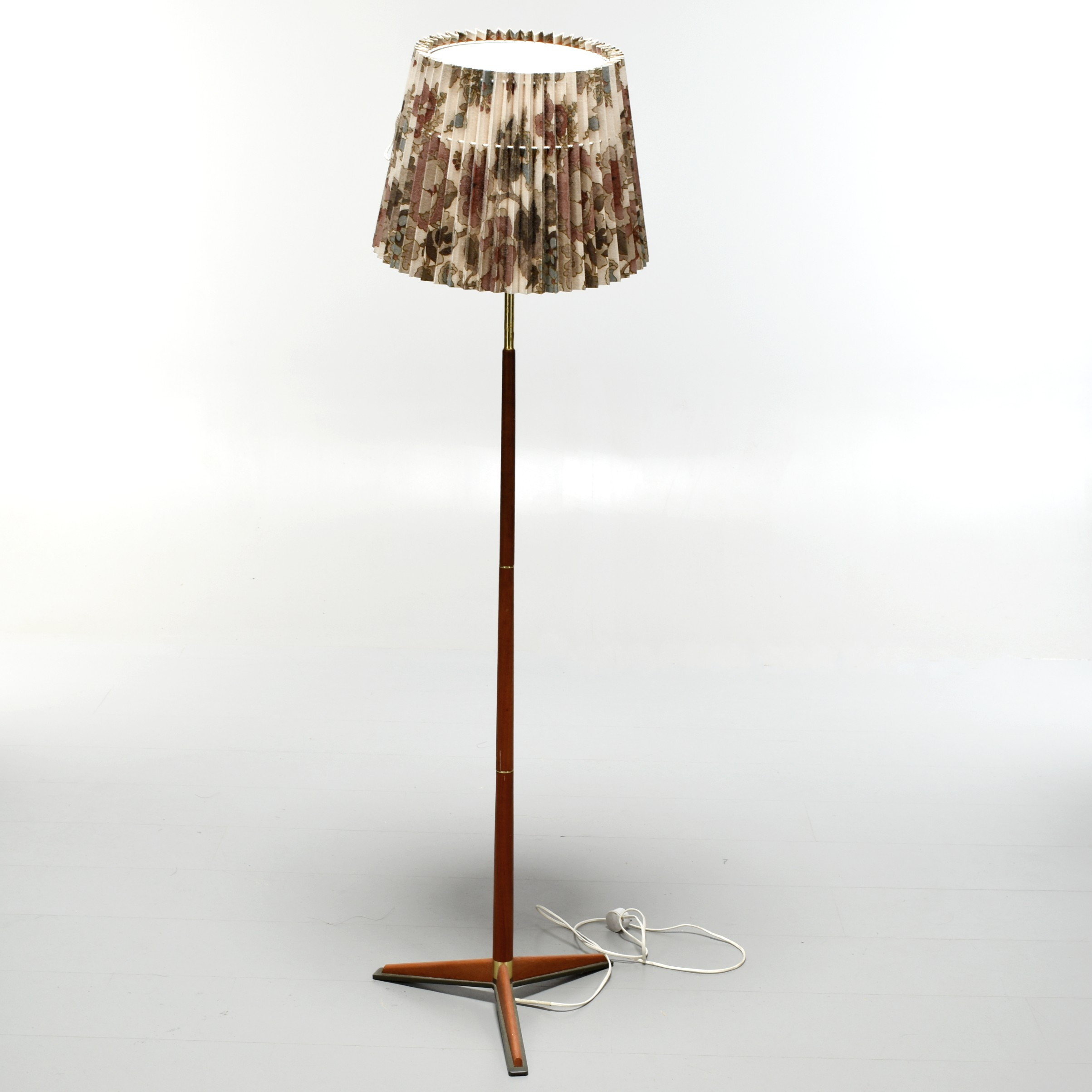 GOLVLAMPA, Teak, Möller Armatur Eskilstuna, 1950/60-tal.