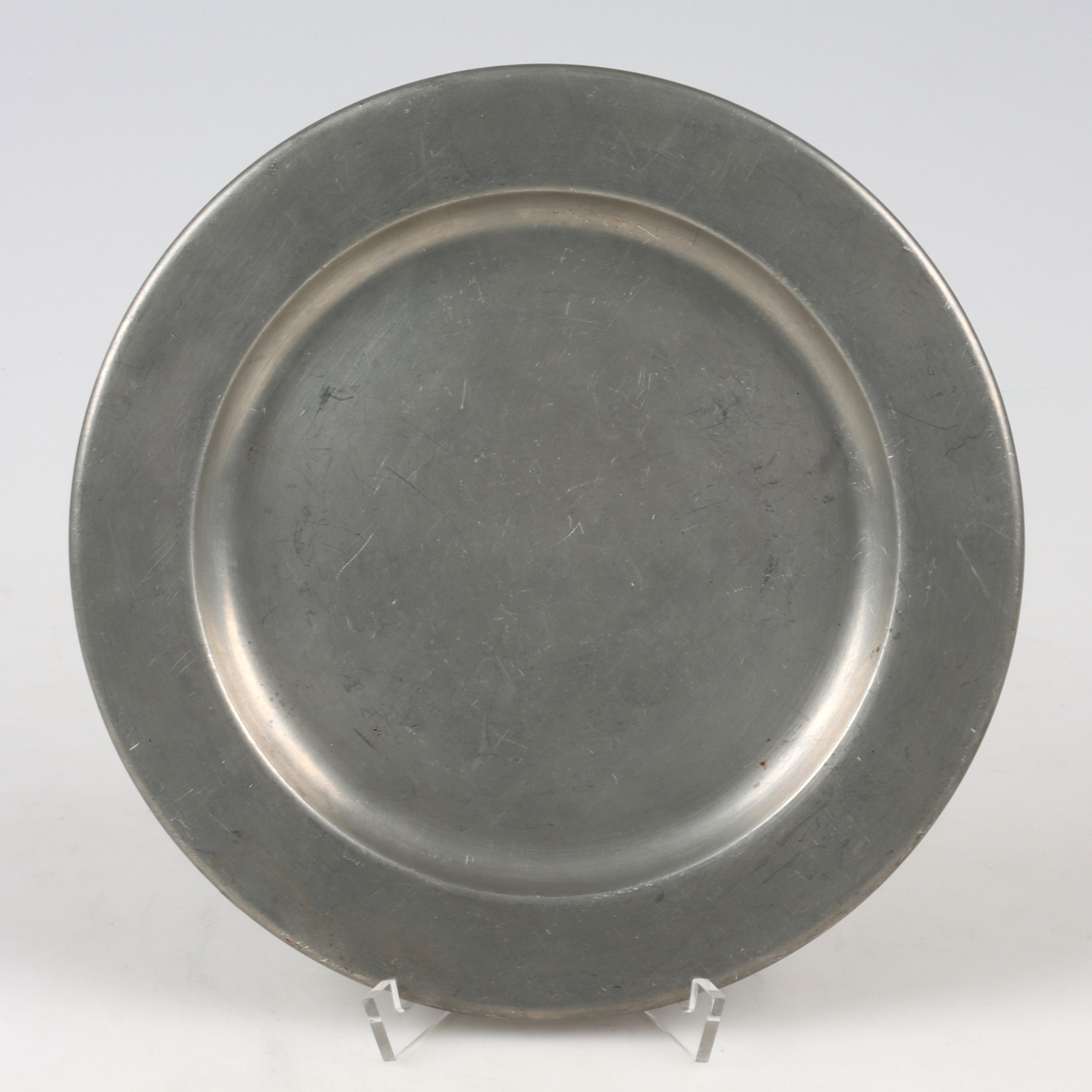 TALLRIK, tenn, Firma Svenskt Tenn, 1960.