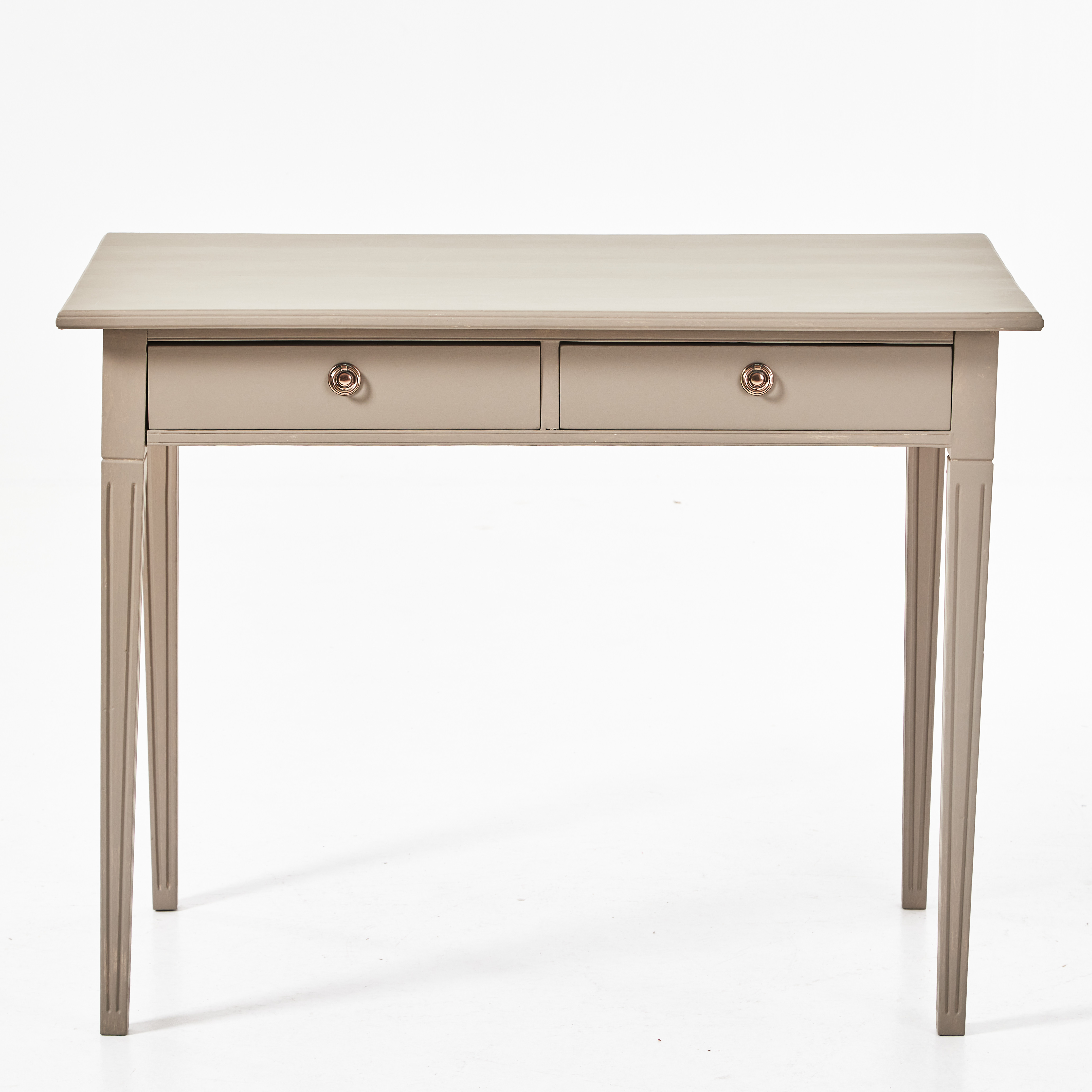 SKRIVBORD, gustaviansk stil, 1900-talets början, bemålad, i grått, beslag i mässing, 2 lådor i sargen.