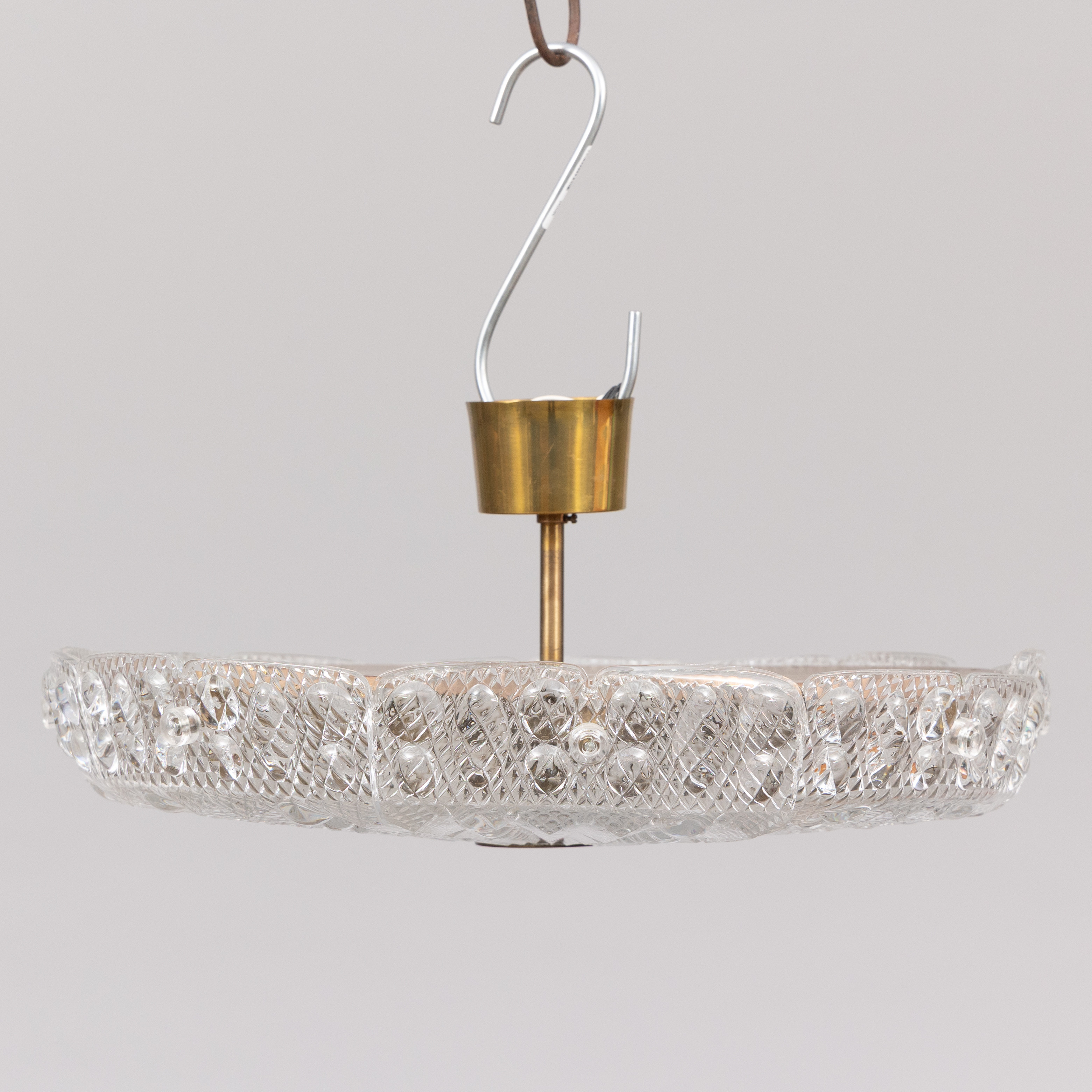 CARL FAGERLUND. Takarmatur, Orrefors, kupa i gjutet klarglas.