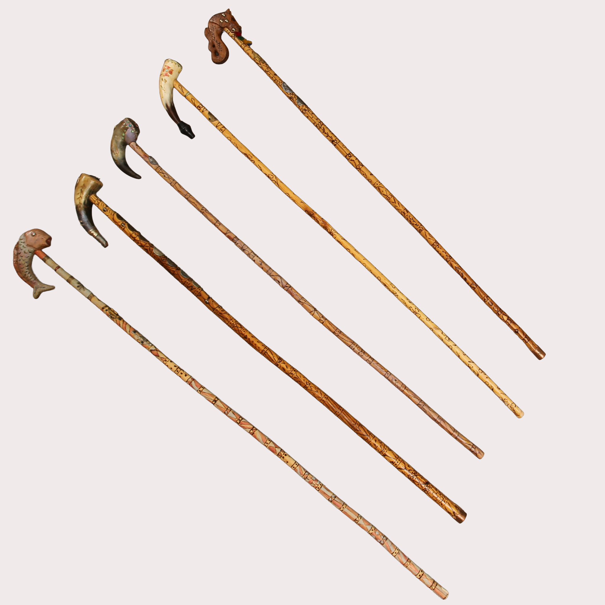 VANDRINGSKÄPPAR, horn, trä, 5st.