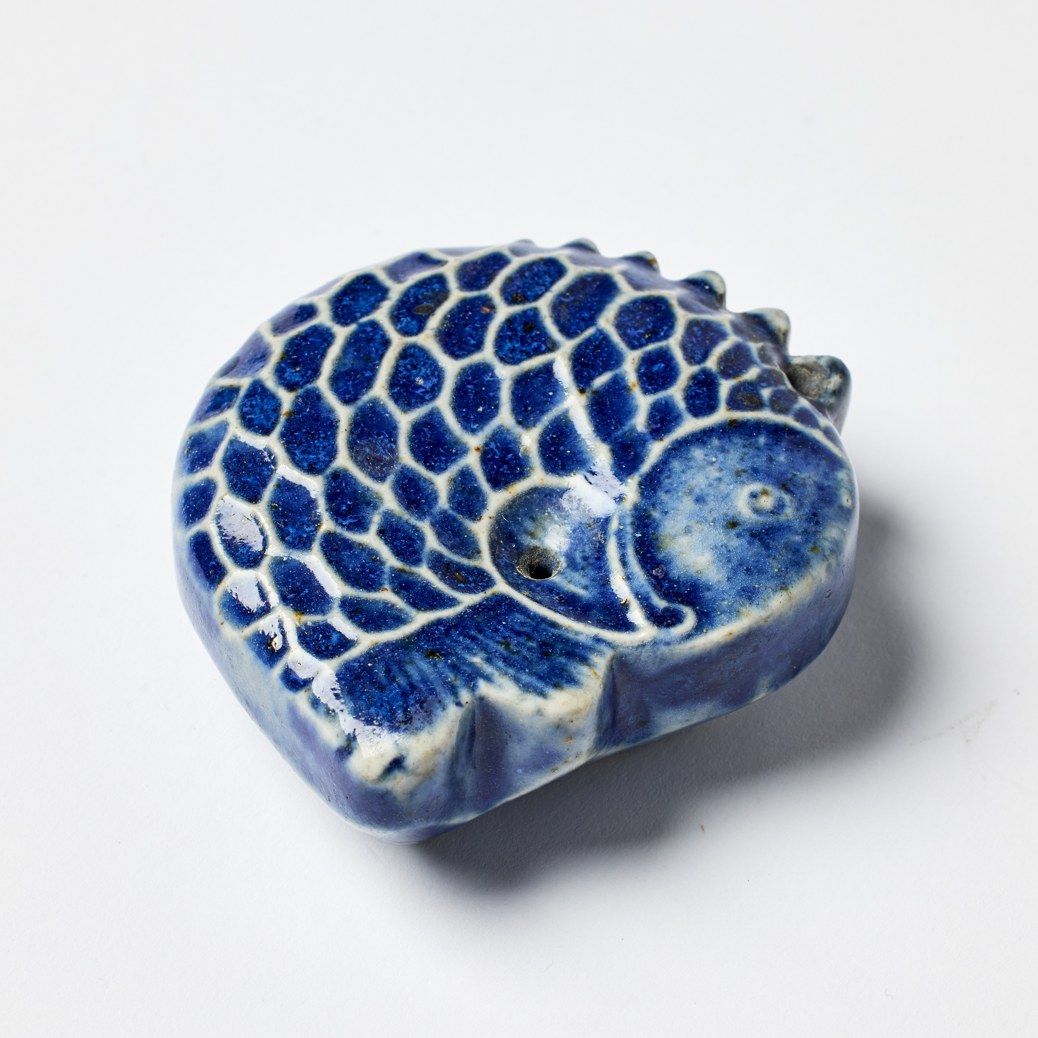 A Korean Blue Glazed Porcelain Water Dropper.