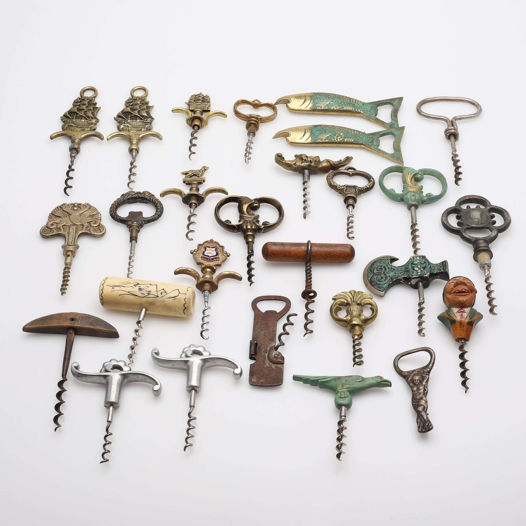KORKSKRUVAR, 27 ST, Europa, 1900-talets början och framåt, tenn, mässing, aluminium, horn, trä och stål.