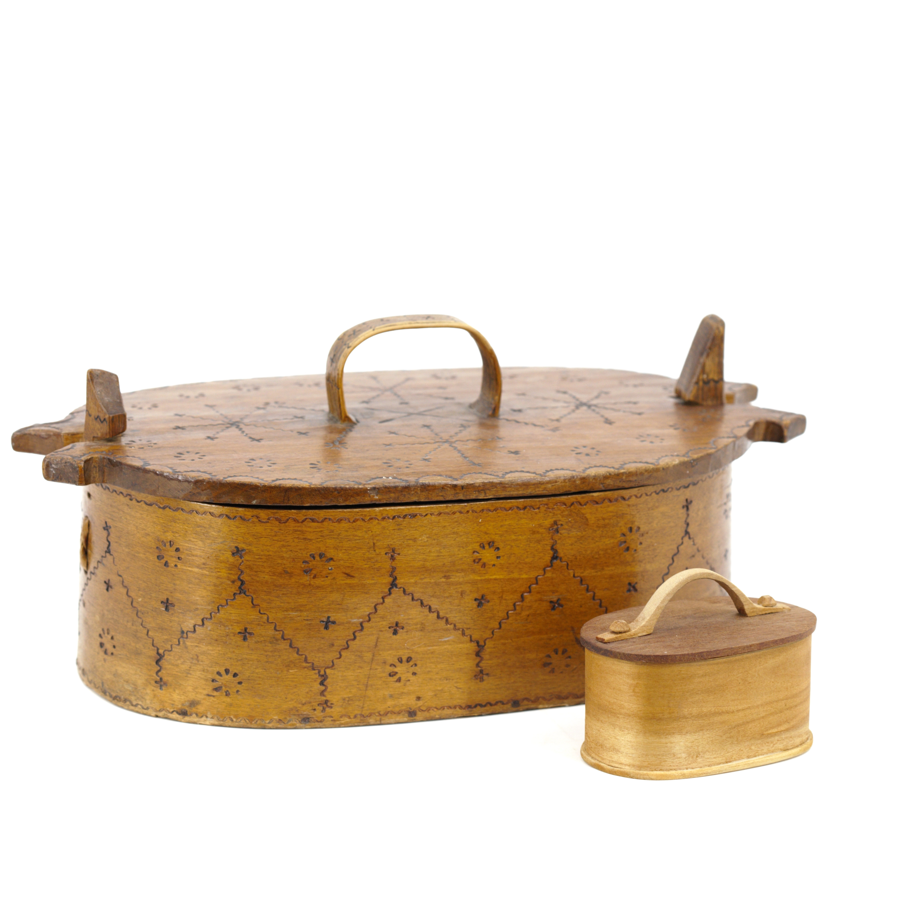 SVEPASK, 2 delar, lövträ, Skåne, 18/1900-tal.