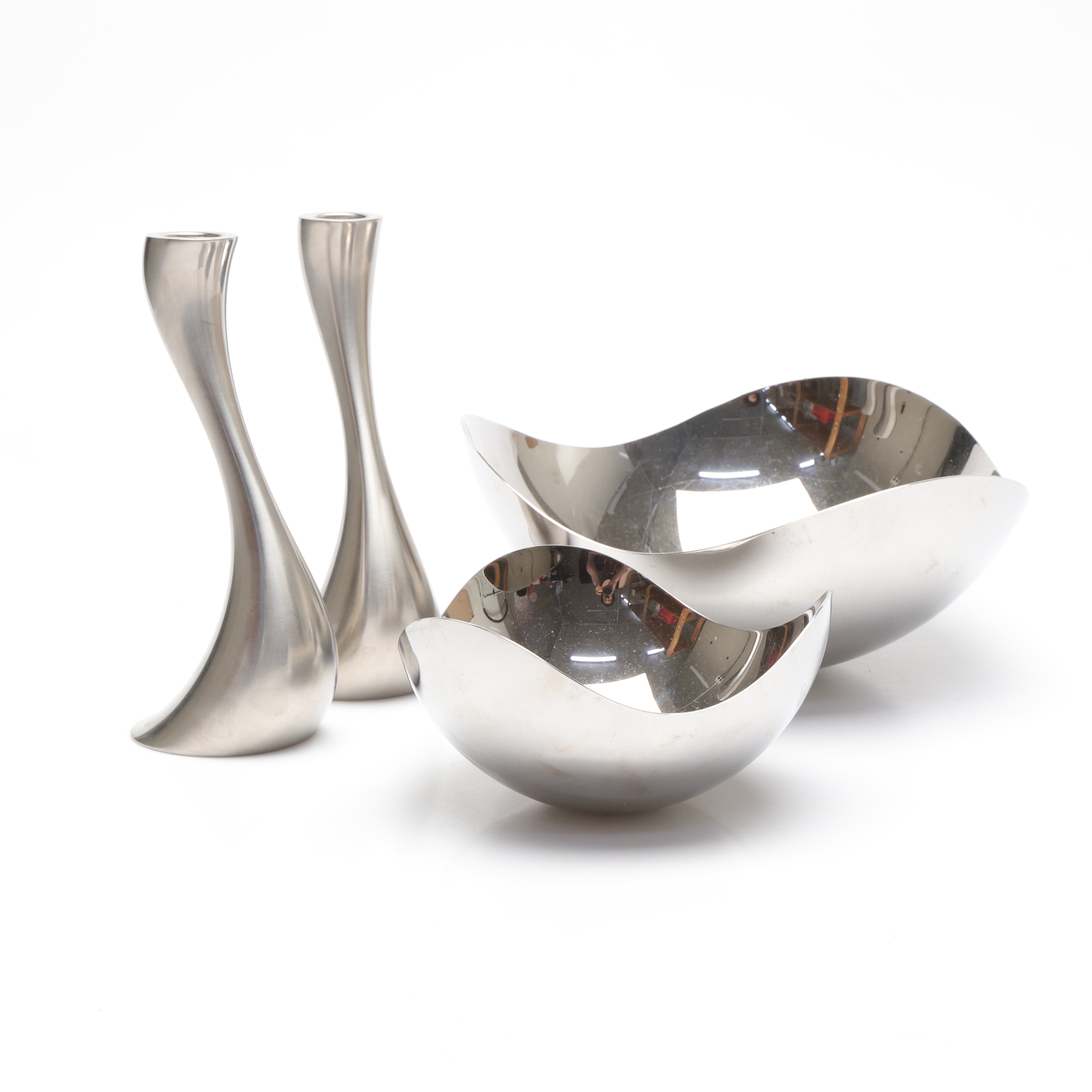 LJUSSTAKAR samt SKÅLAR, 4 delr, Georg Jensen, rostrfritt stål, Danmark.