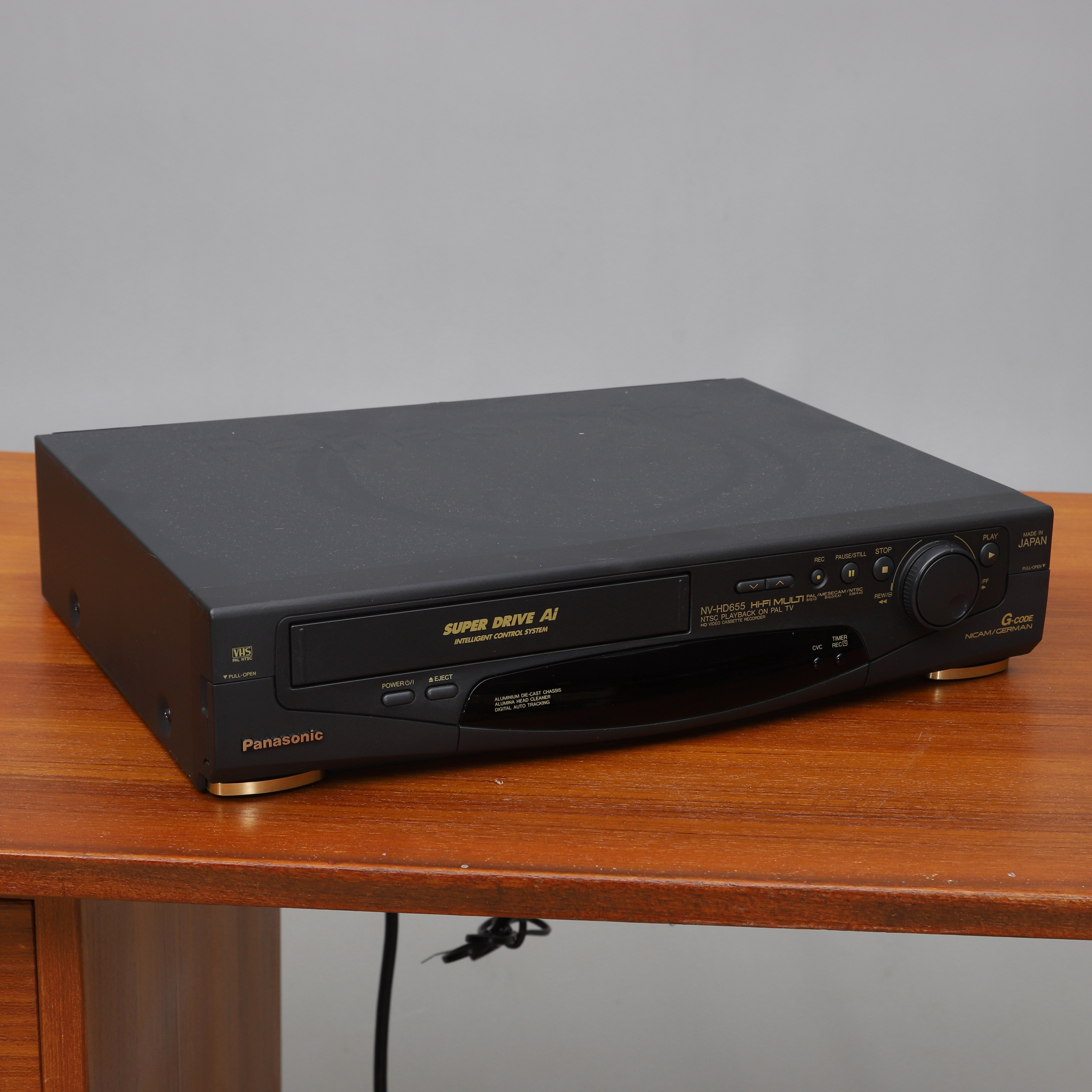 VHS-SPELARE, Panasonic NV-HD655, Super Drive, Japan.