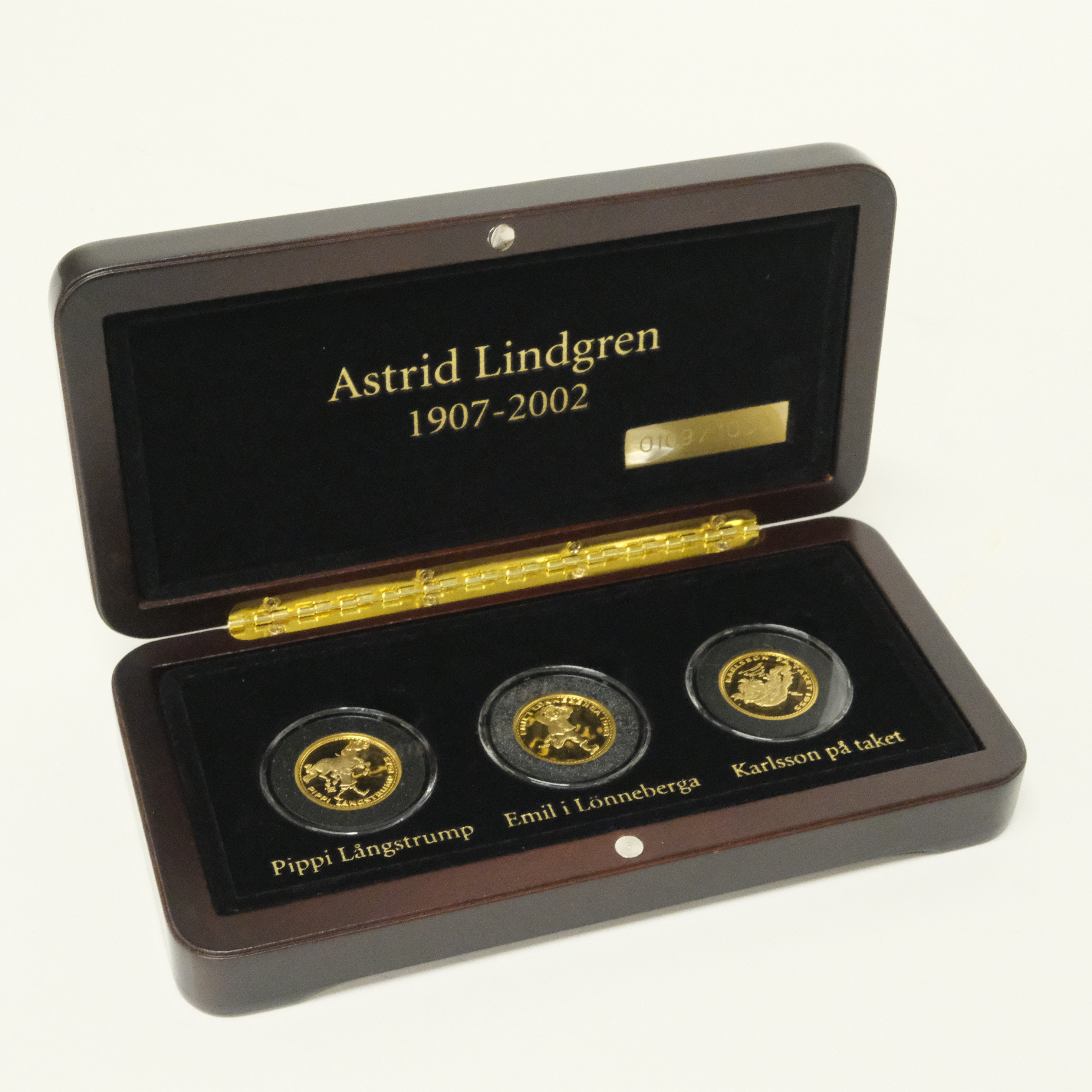 MINNESMEDALJER, 21,6K GULD, ASTRID LINDGREN, TRE STYCKEN.