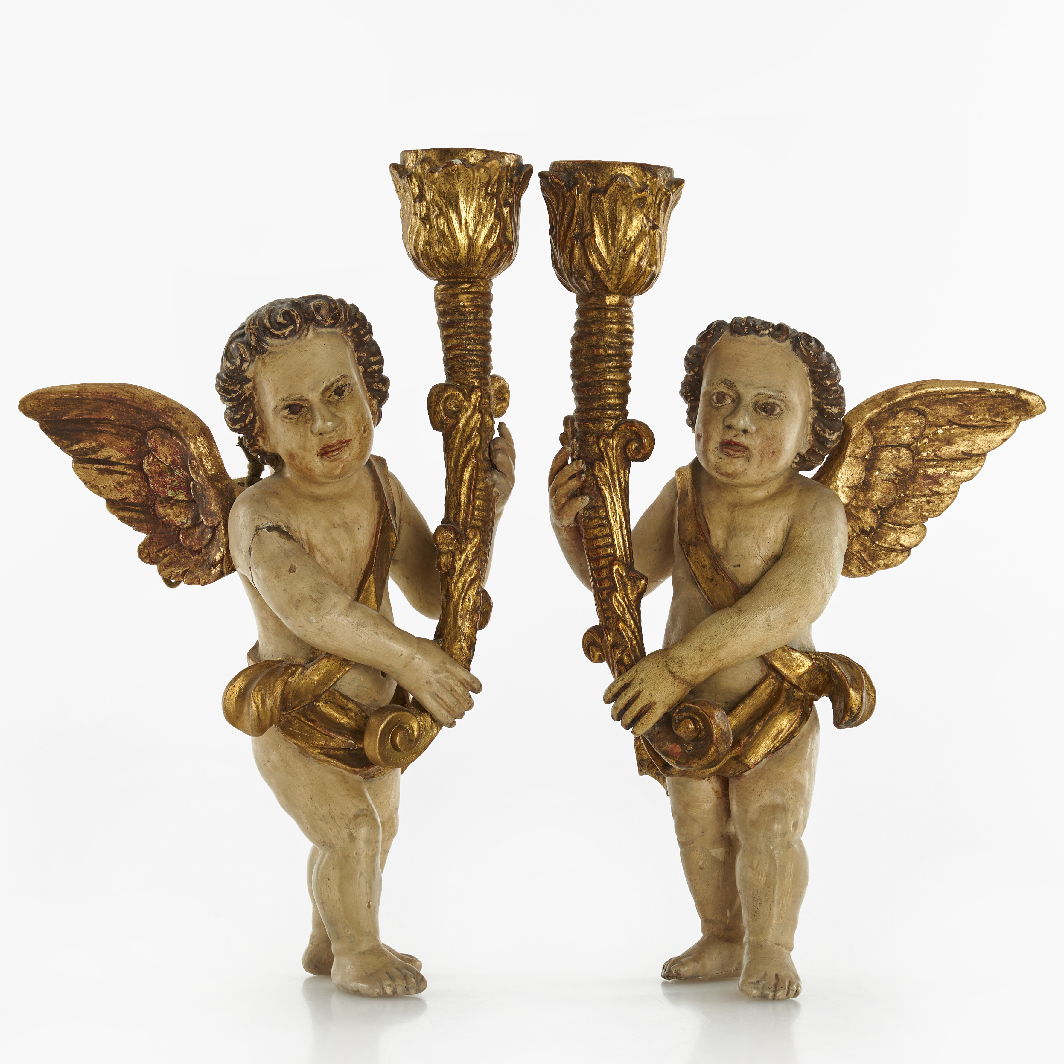 VÄGGLJUSSTAKAR, 1 par, 1700/1800-tal, putti hållande ljushållare i form av blomstjälkar.