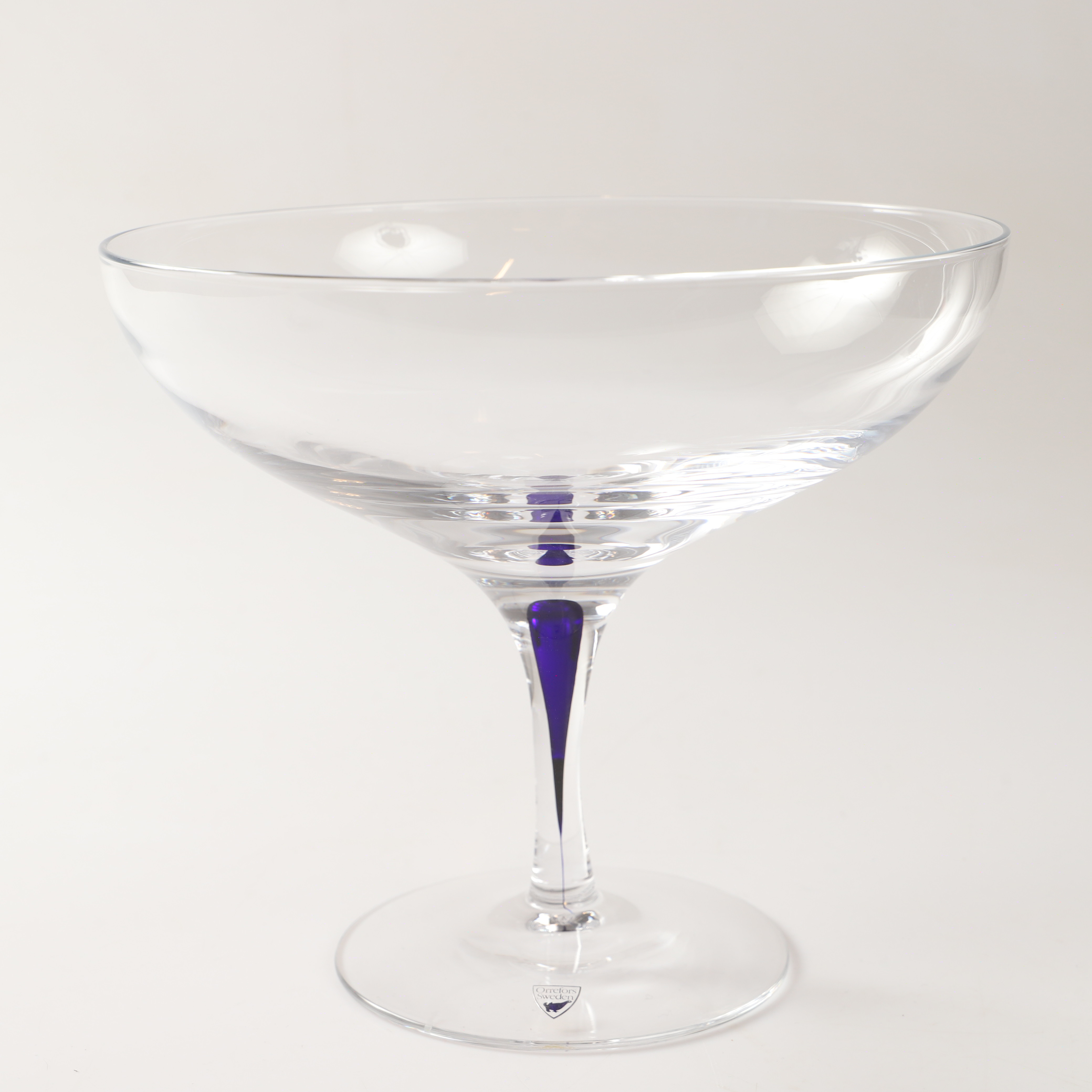 ERIKA LAGERBIELKE. Skål på fot, "Intermezzo", glas, Orrefors.