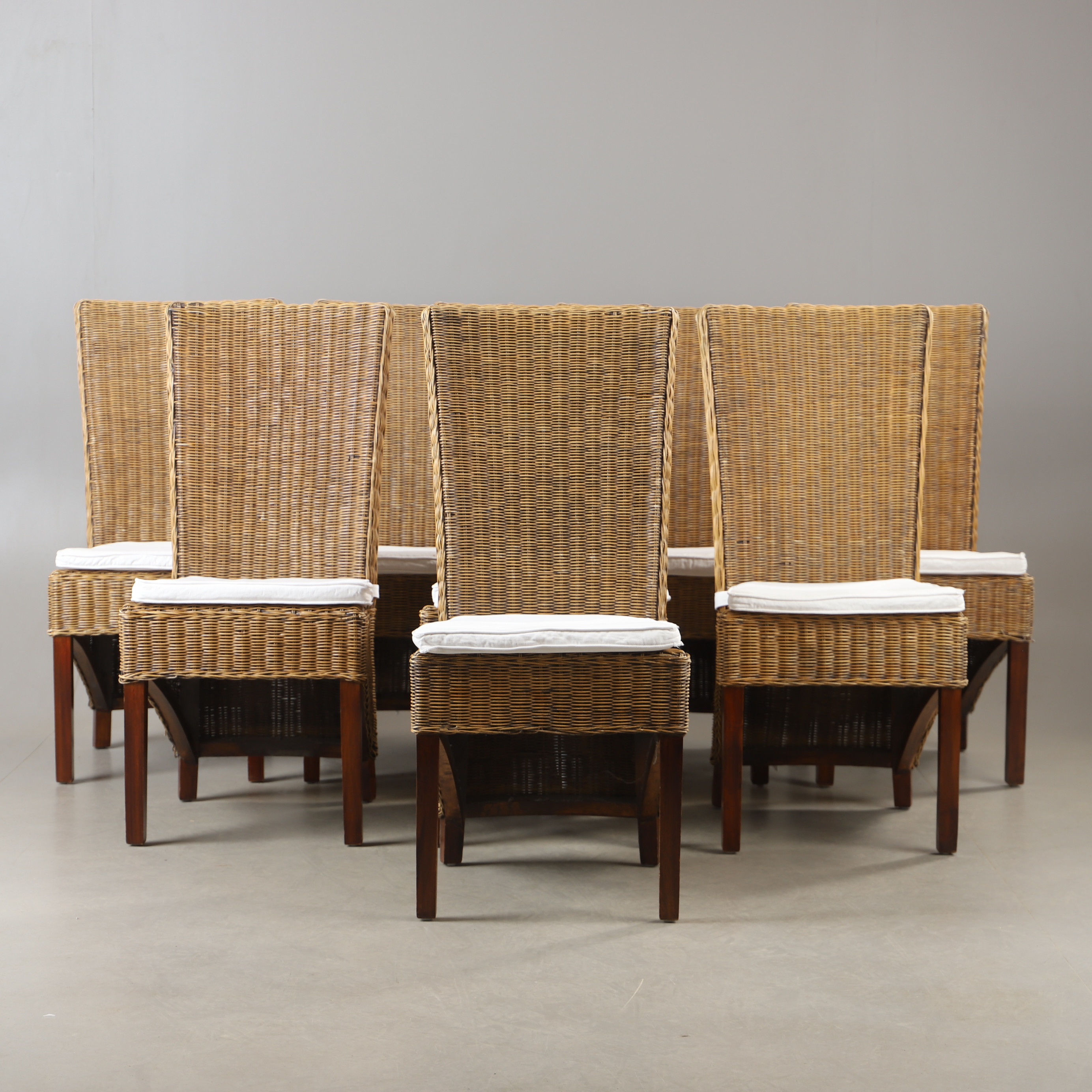 STOLAR, 8 stycken, rotting, Indonesien.