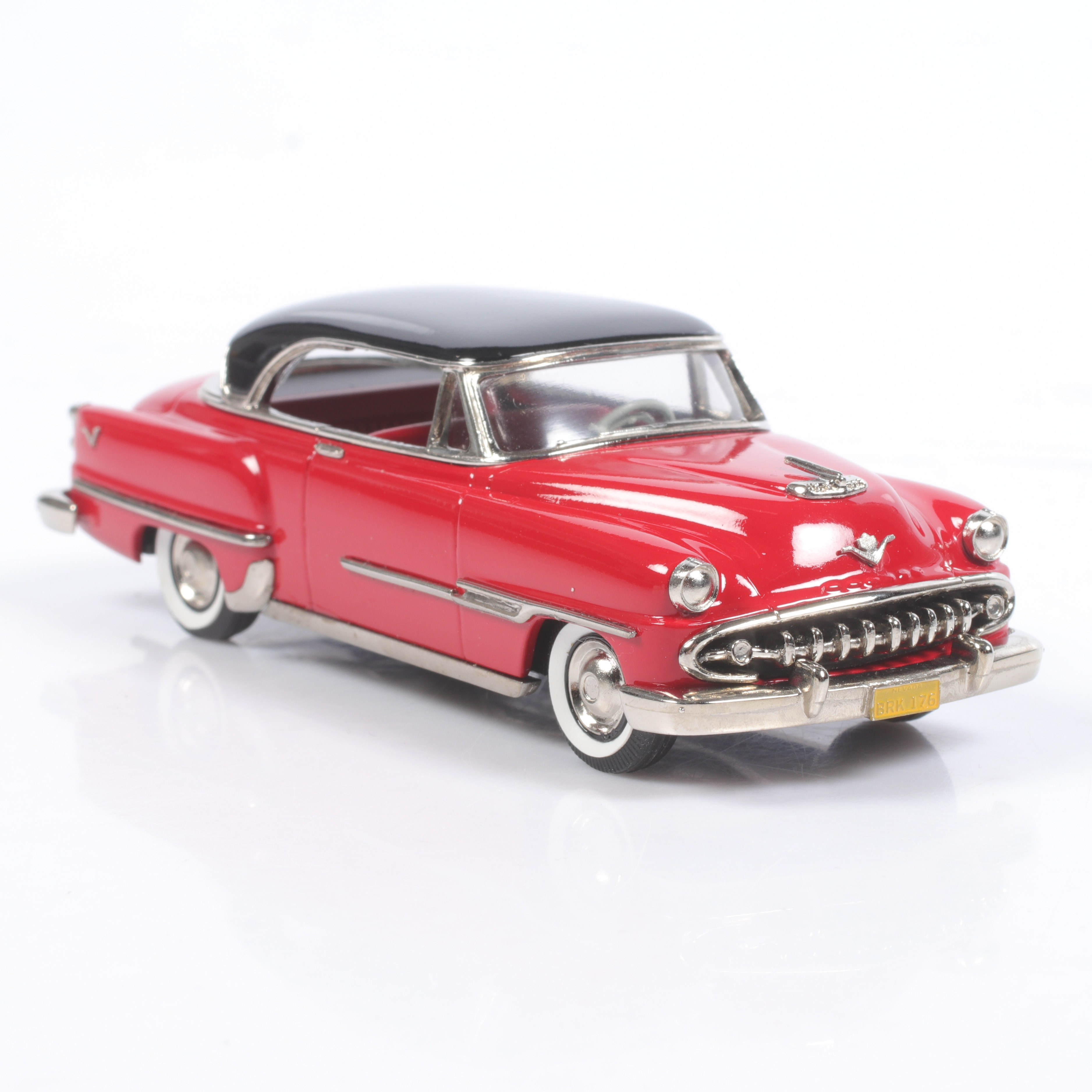 MODELLBIL, metall/resin, DeSoto Firedome Sportman, 2 Door HT, 1954, Brooklin Models, skala 1:43.