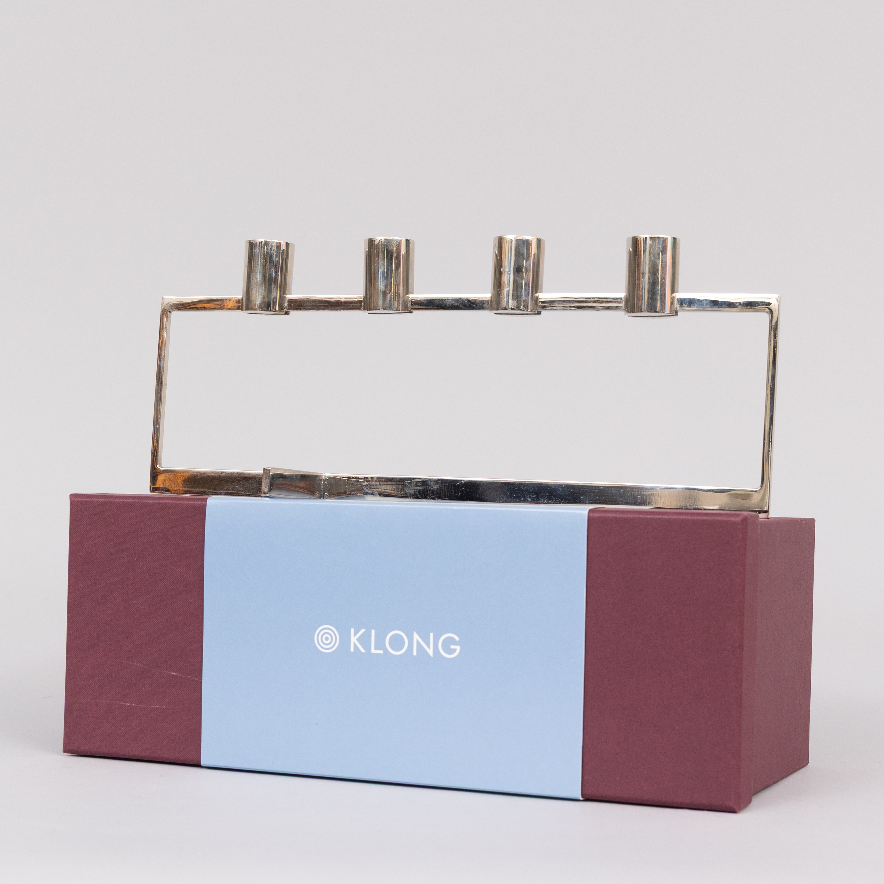 BROBERG & RIDDARSTRÅLE. Adventsstake "Anno Domini", rosfritt stål, Klong.